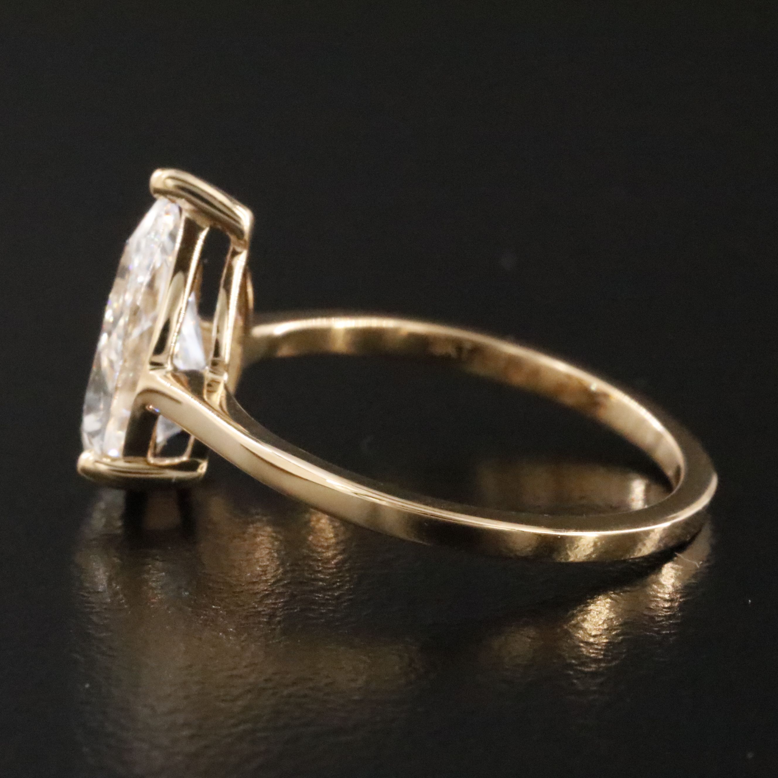 18K 1.98 CT Lab Grown Diamond Solitaire Ring with IGI Report