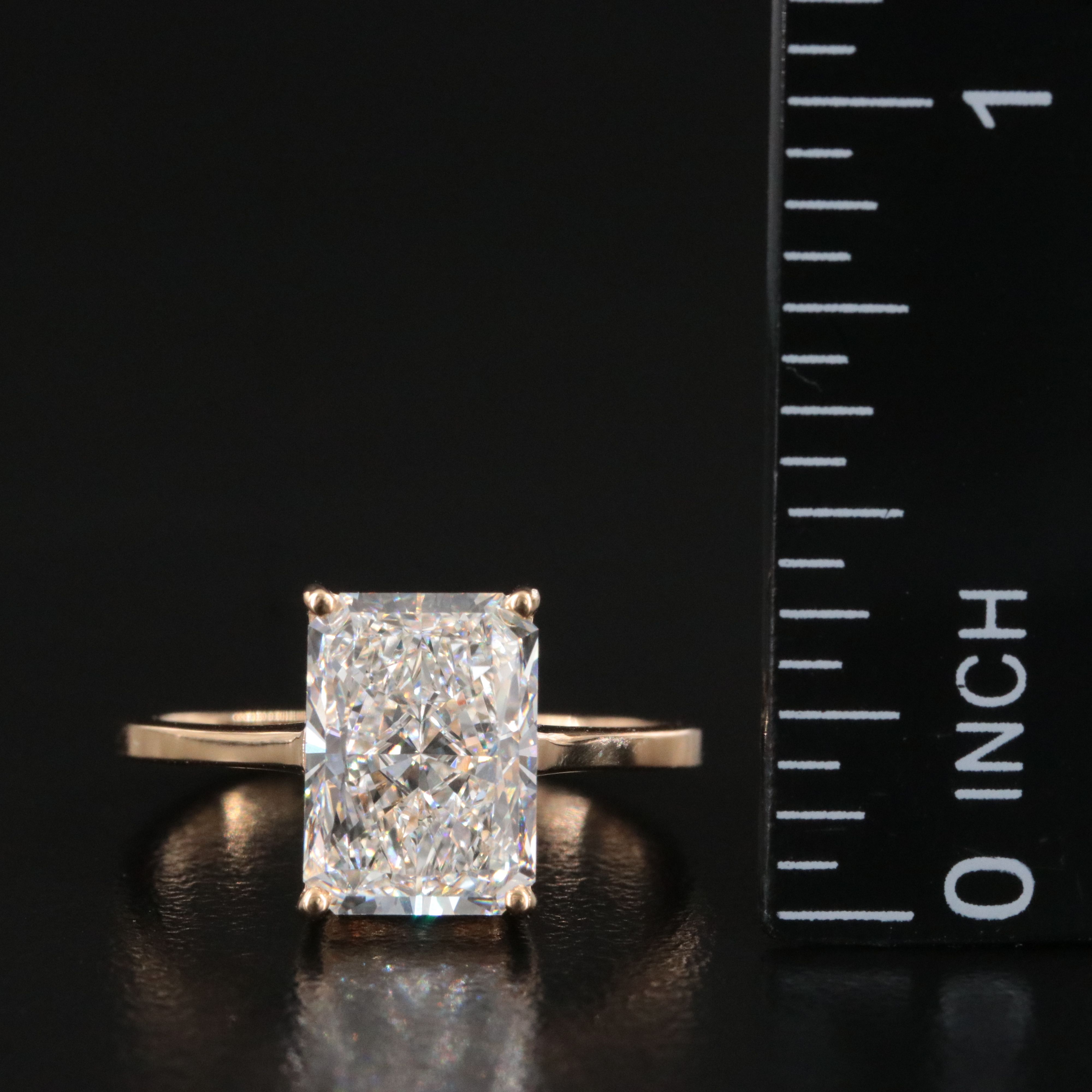 18K 3.02 CT Lab Grown Diamond Solitaire Ring with IGI Report