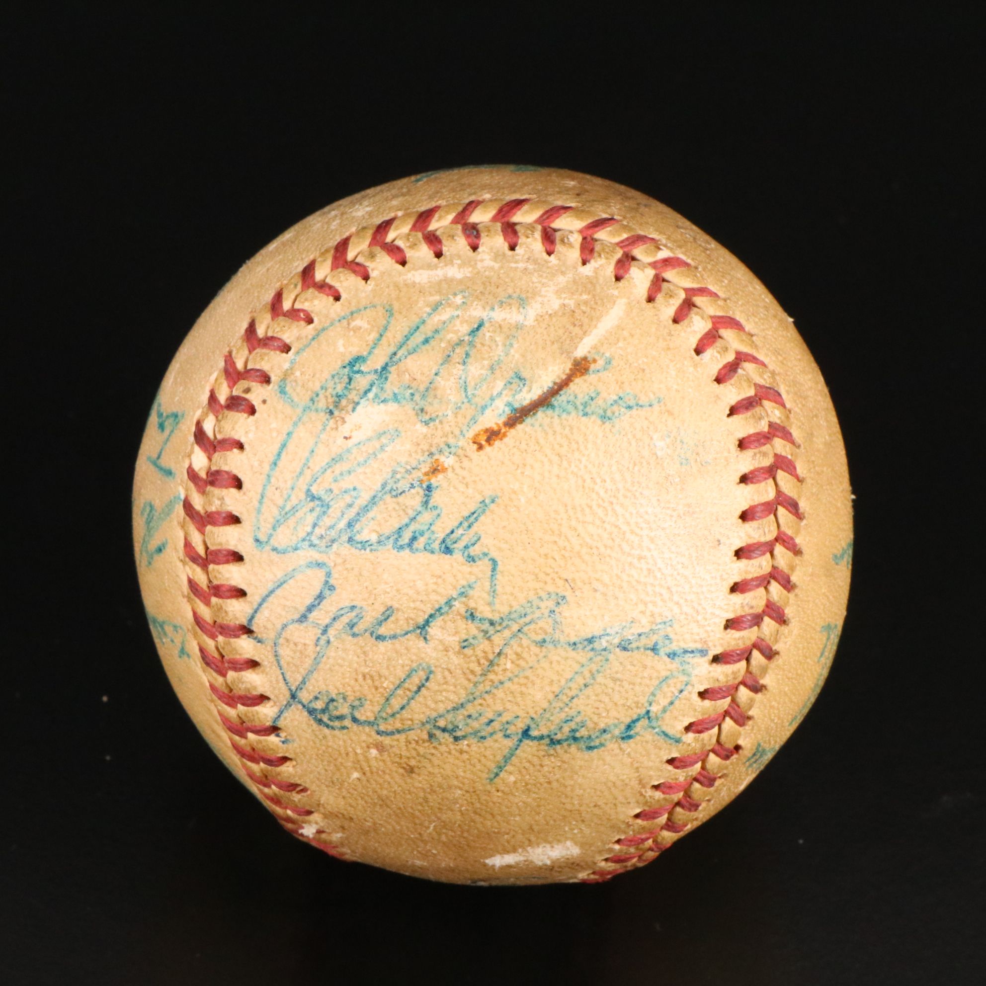 1962 San Francisco Giants Team Signed Baseball with Willie Mays & Willie McCovey