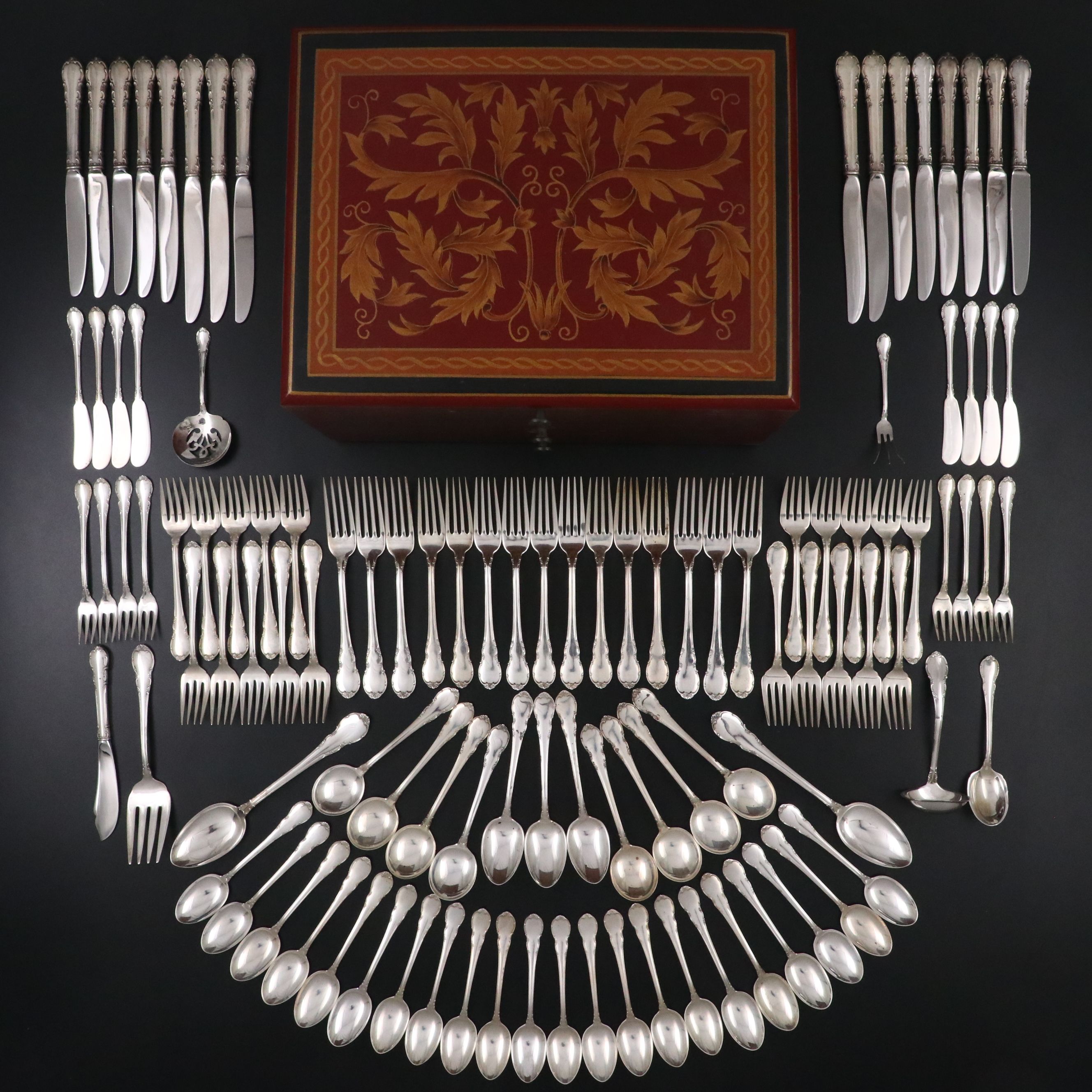 Lunt "Modern Victorian" Sterling Silver Flatware