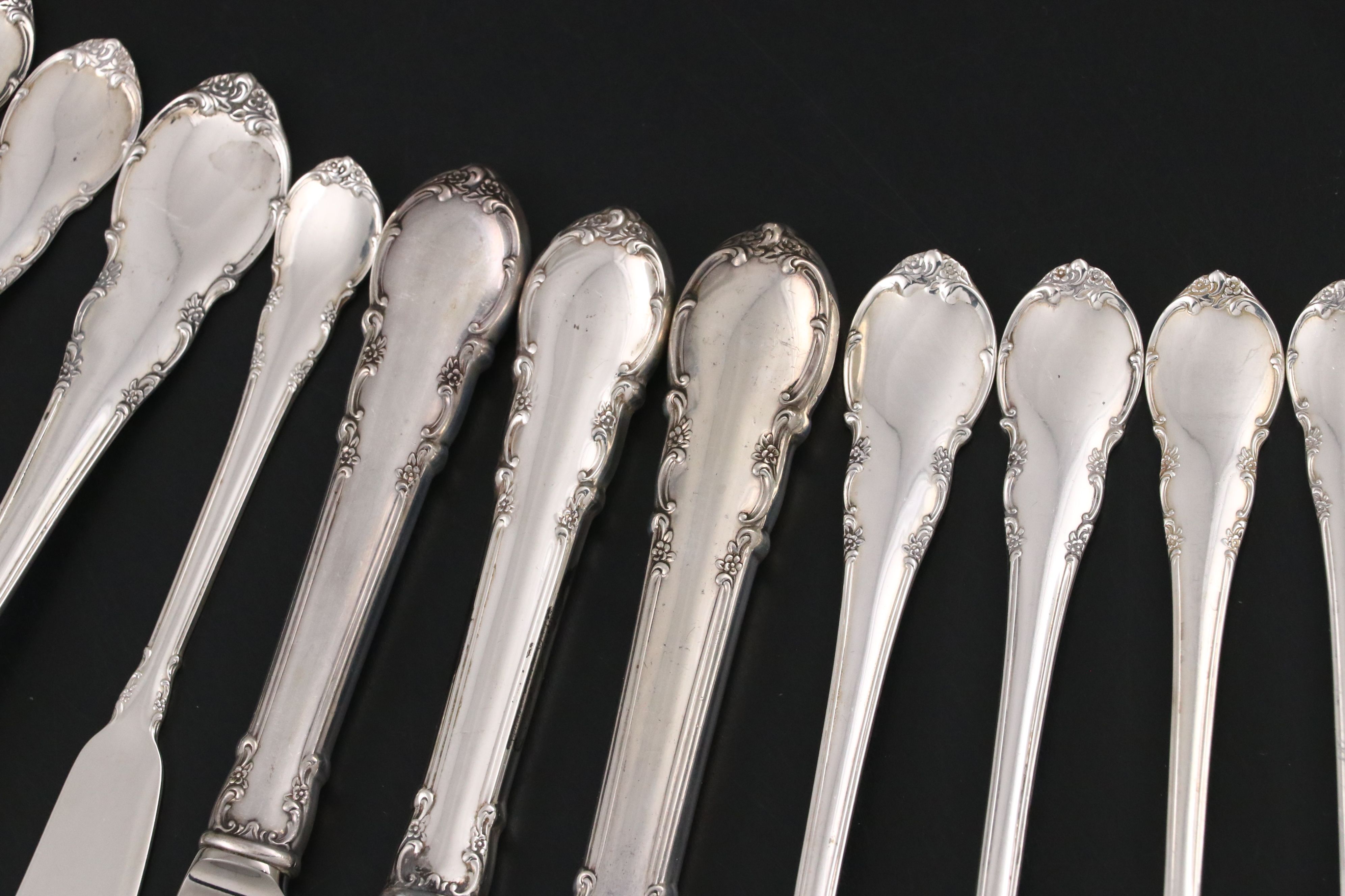 Lunt "Modern Victorian" Sterling Silver Flatware
