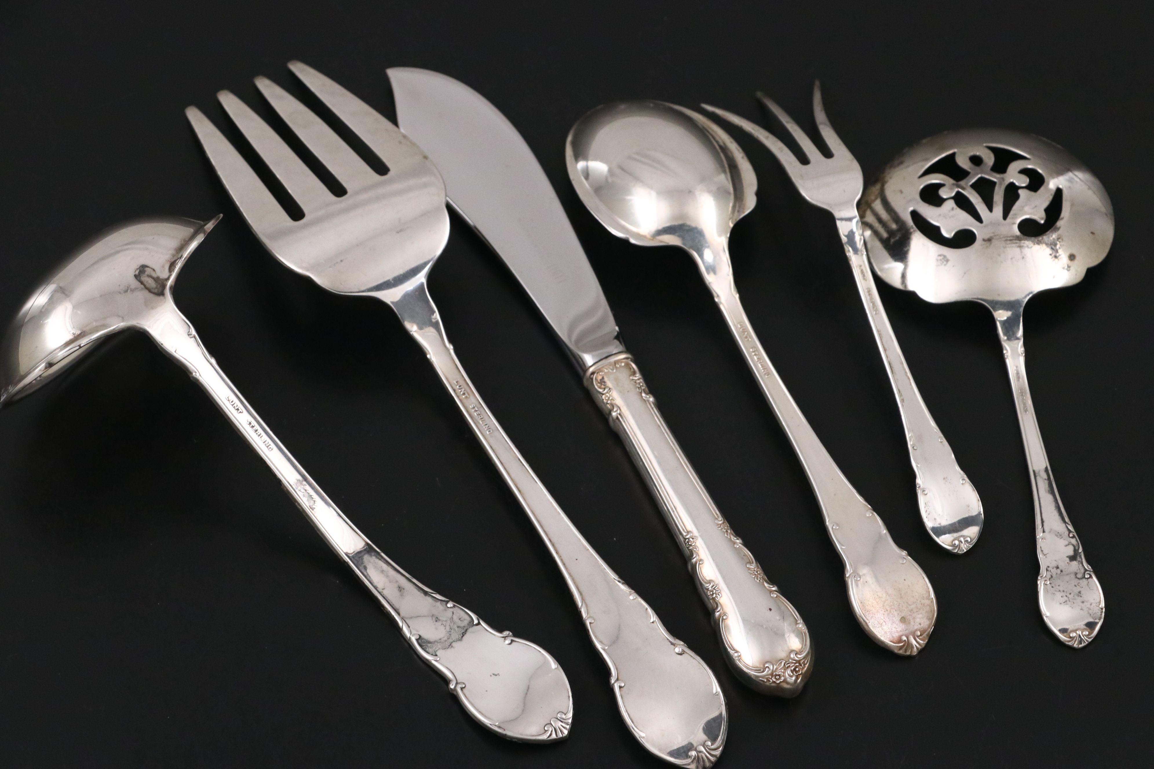 Lunt "Modern Victorian" Sterling Silver Flatware