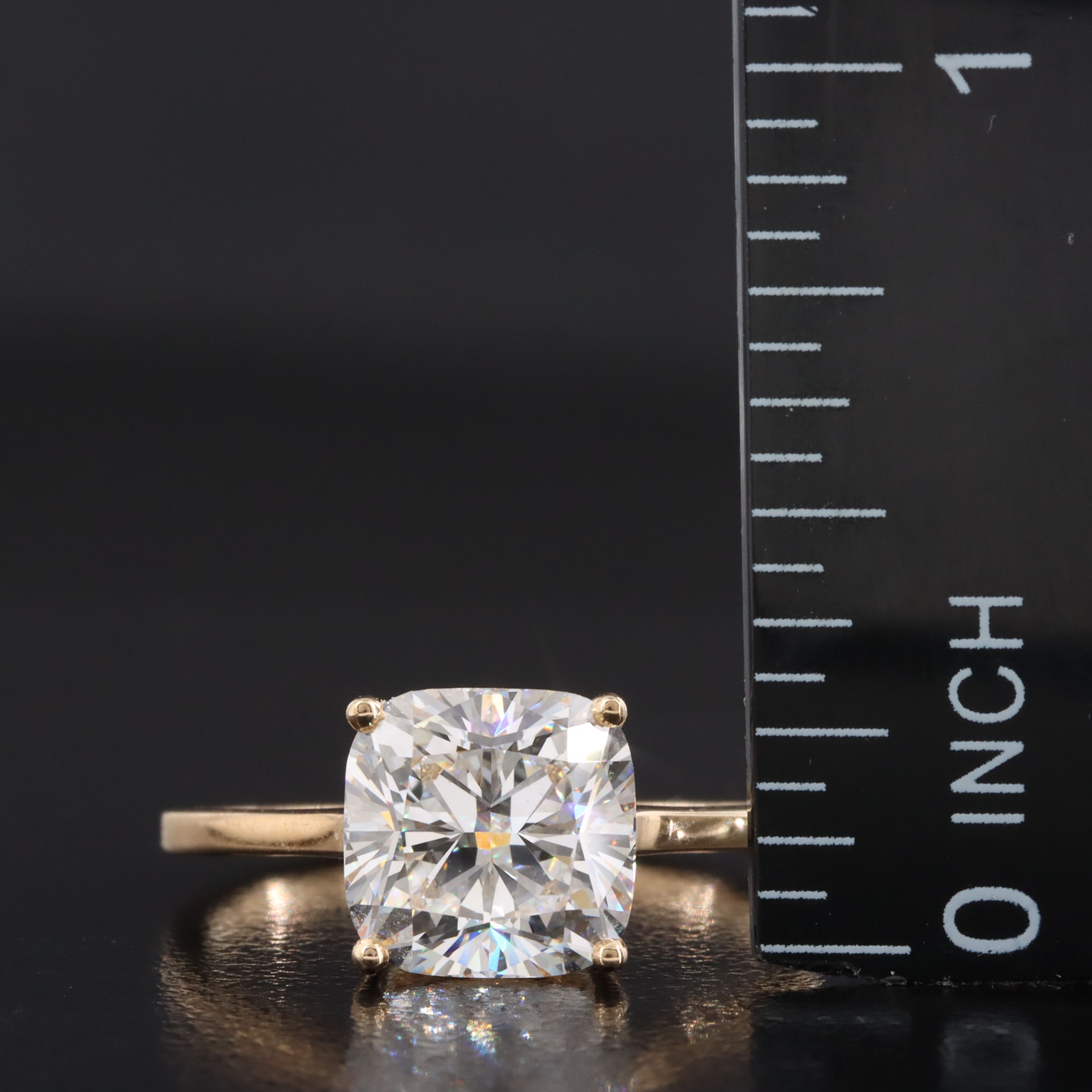 18K 2.84 CT Lab Grown Diamond Solitaire Ring with IGI Report