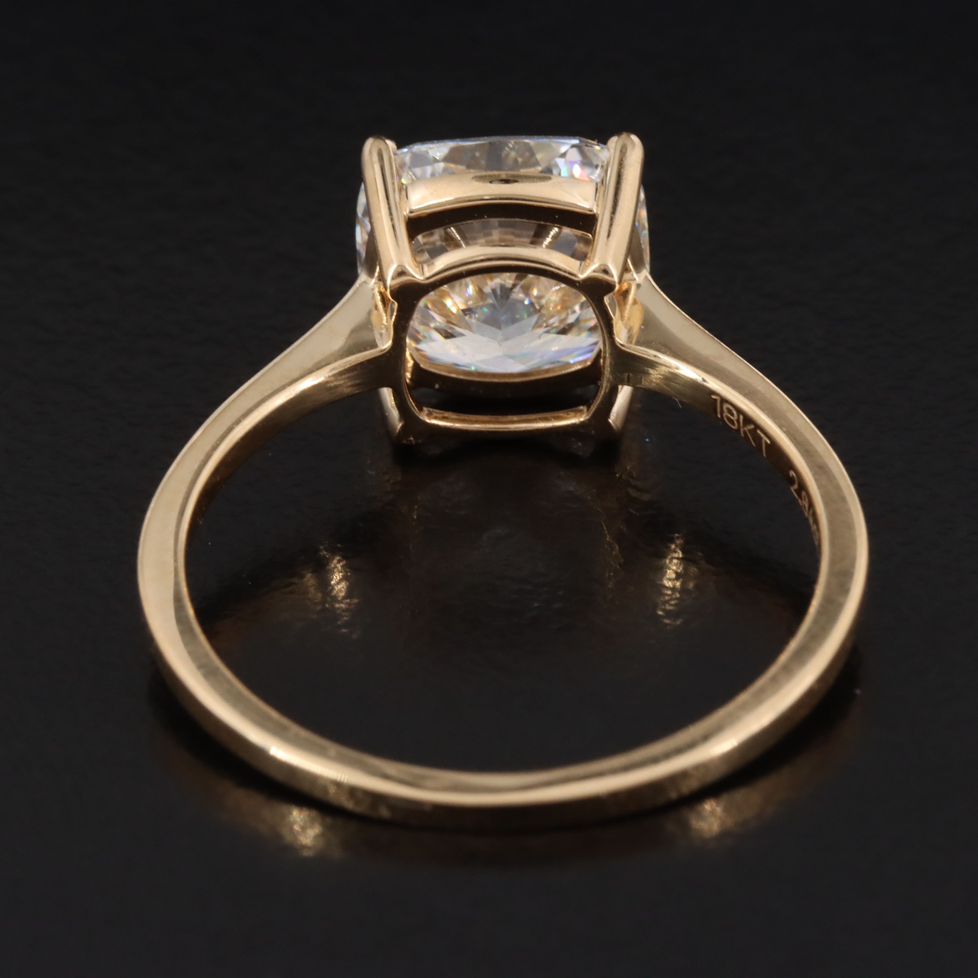 18K 2.84 CT Lab Grown Diamond Solitaire Ring with IGI Report