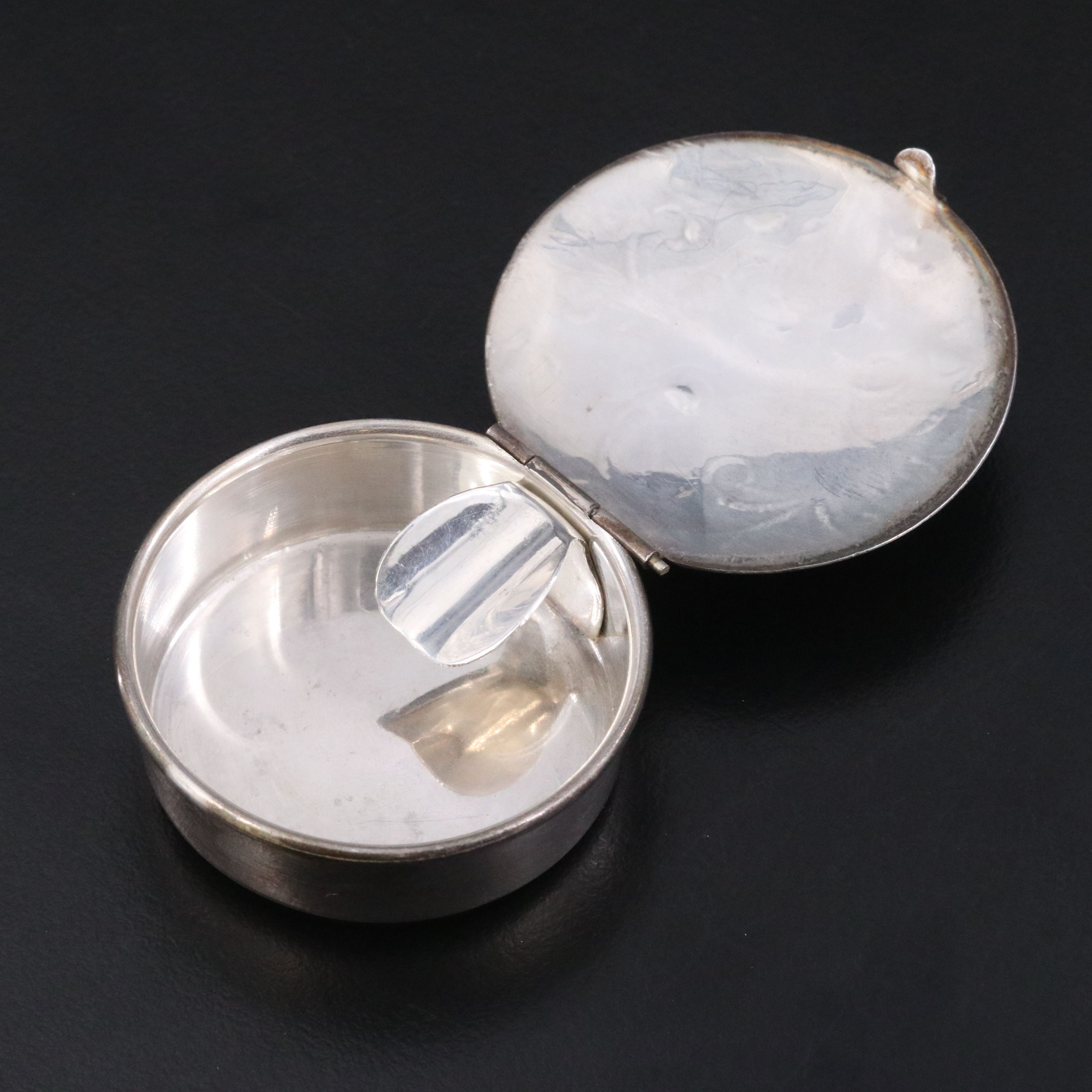 950 Silver Embossed Asher