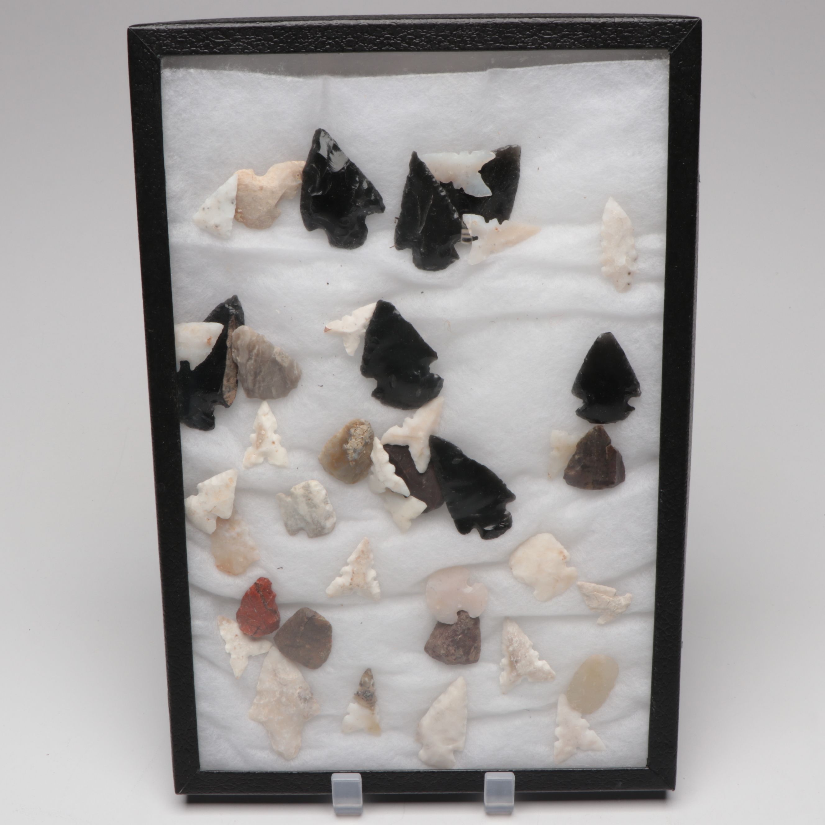 Obsidian Dovetails, White Chert, Quartzite and Other Projectile Points