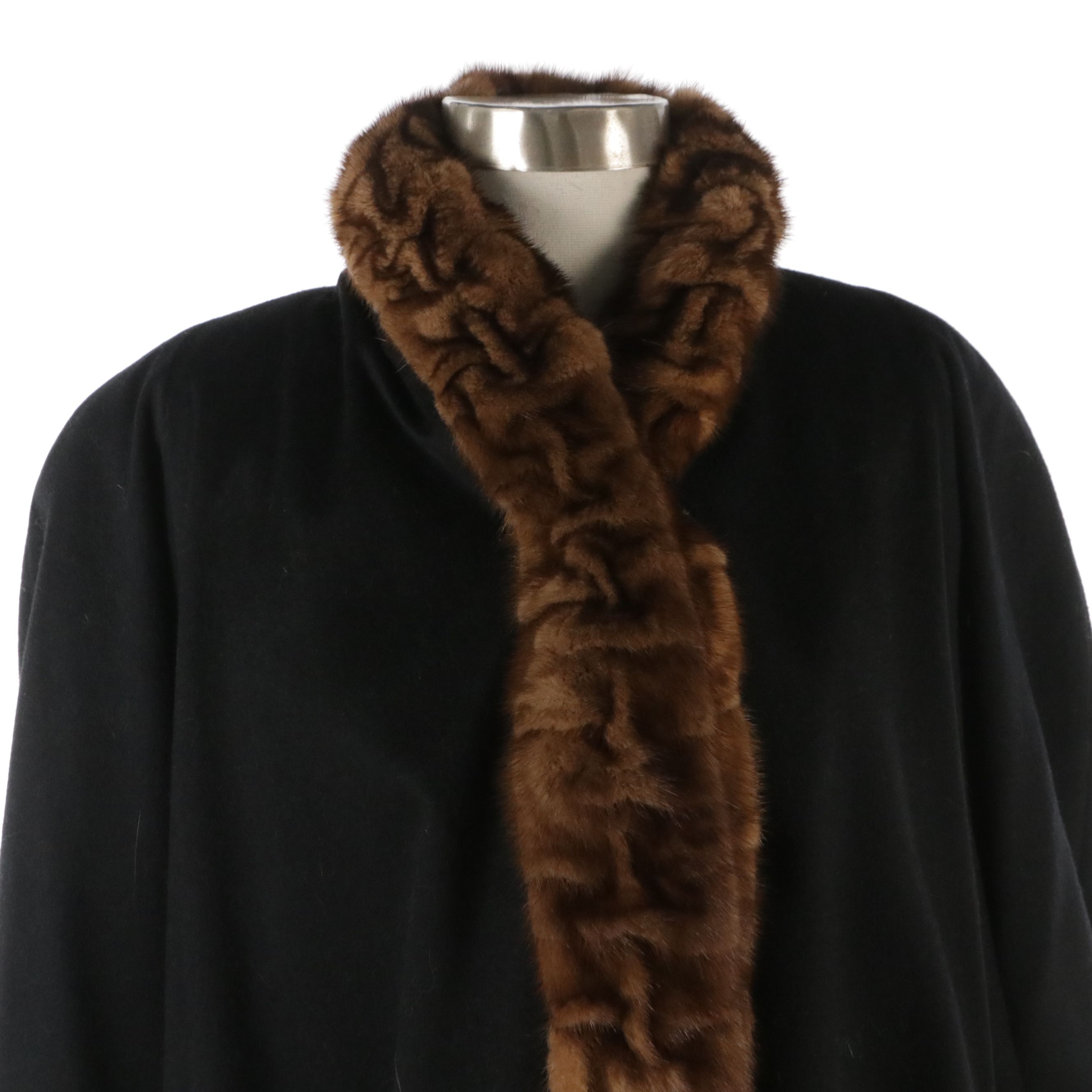 Black Wool/Cashmere Coat with Mink Fur Trimming