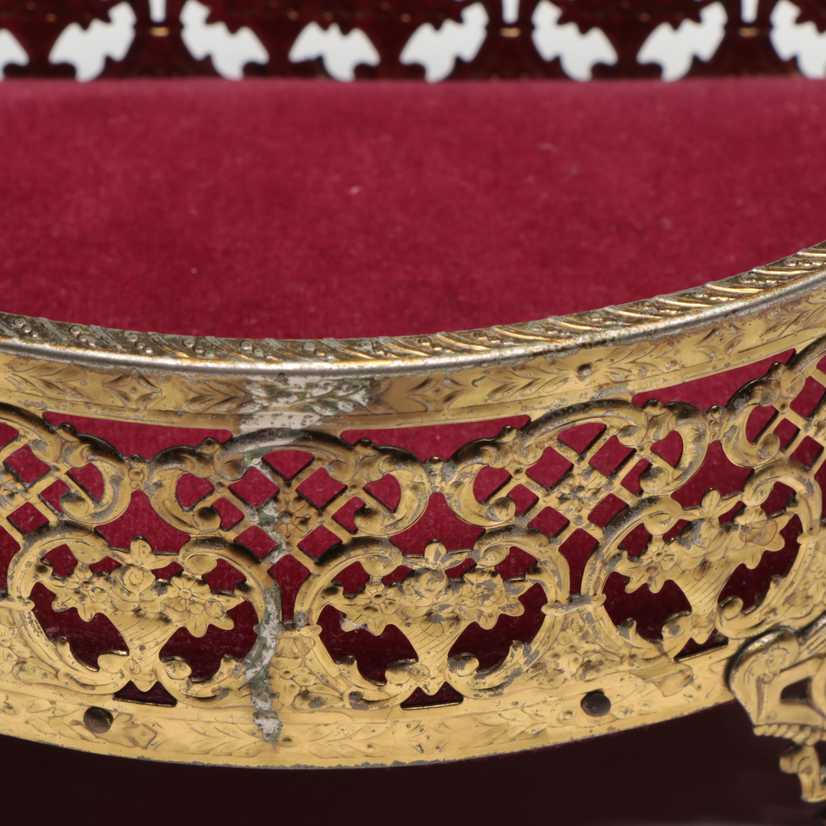 Stylebuilt Ornate Metal Perfume Tray and Electric Clock with More Décor