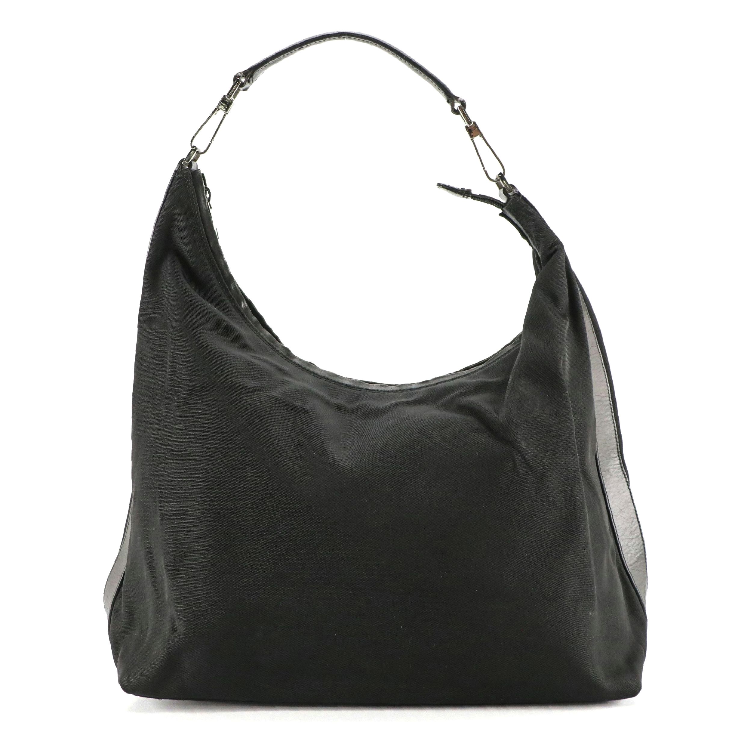 Gucci Hobo Shoulder Bag in Black Nylon Canvas and Leather