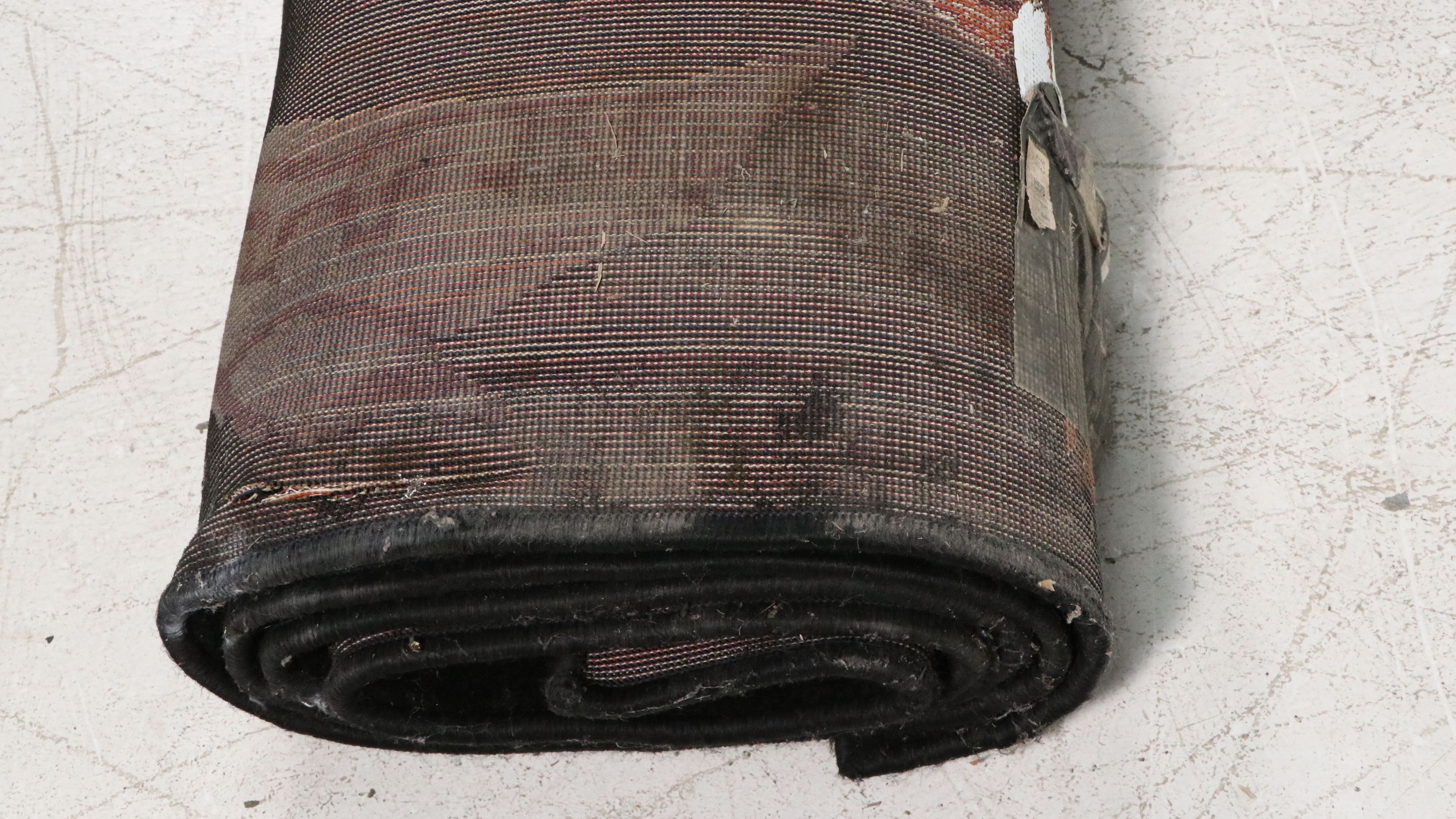 7'10 x 10'1 Machine Made Oriental Weavers Sphinx Andy Warhol Area Rug