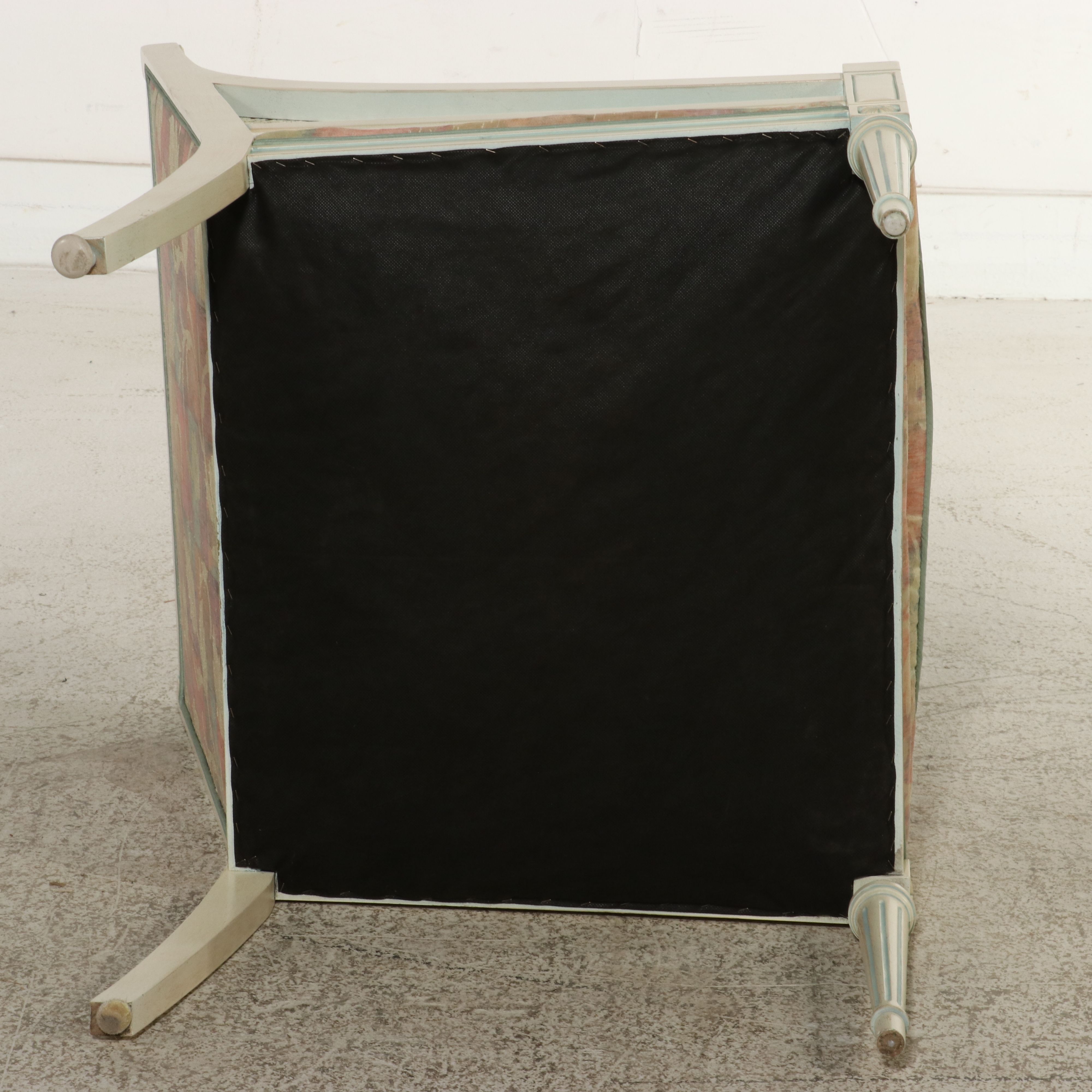 Neoclassical Style Painted and Caned Bergère de Bureau, Late 20th Century