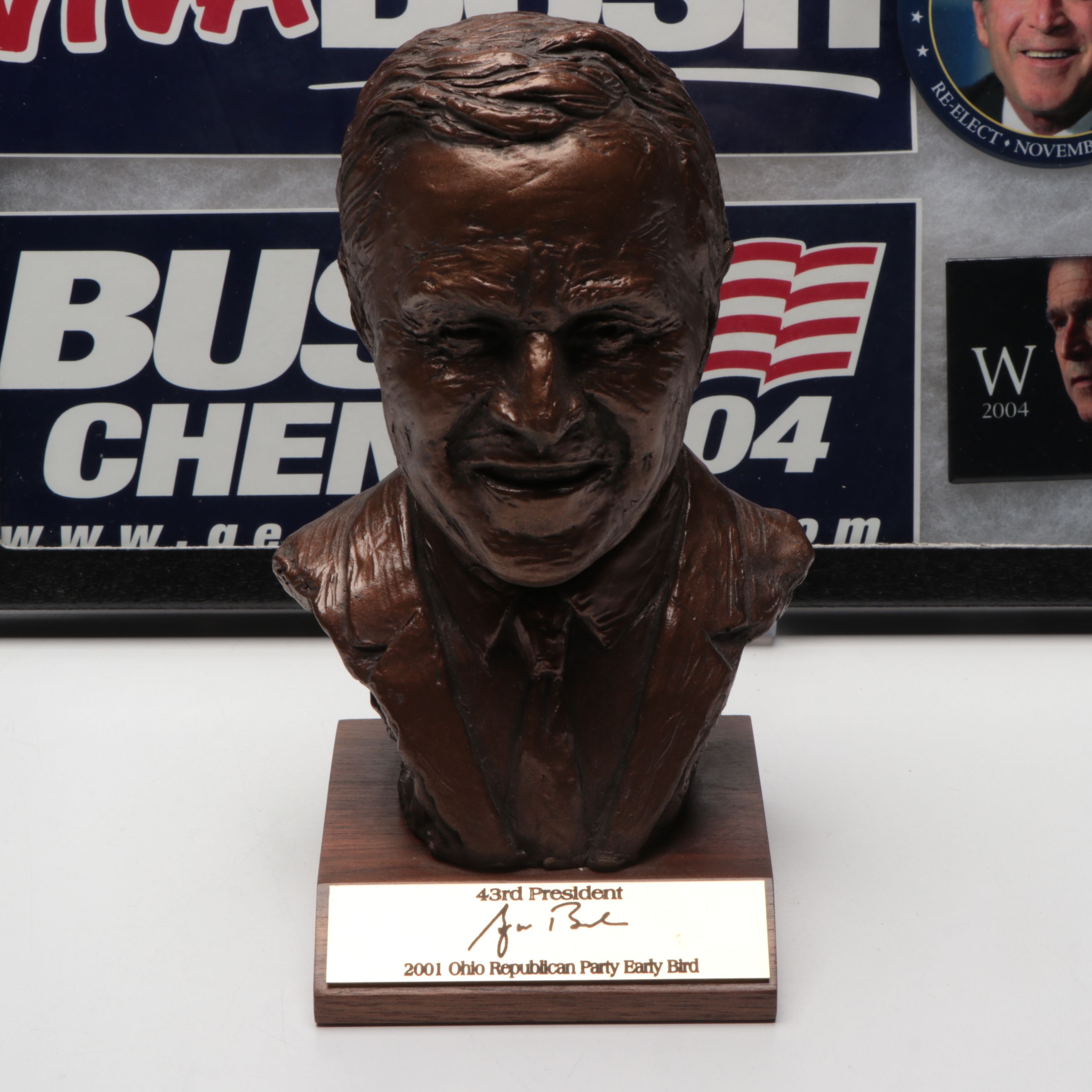 Bush/Cheney '04 , Romney/Ryan 2012 Pins and Other Modern Political Memorabilia