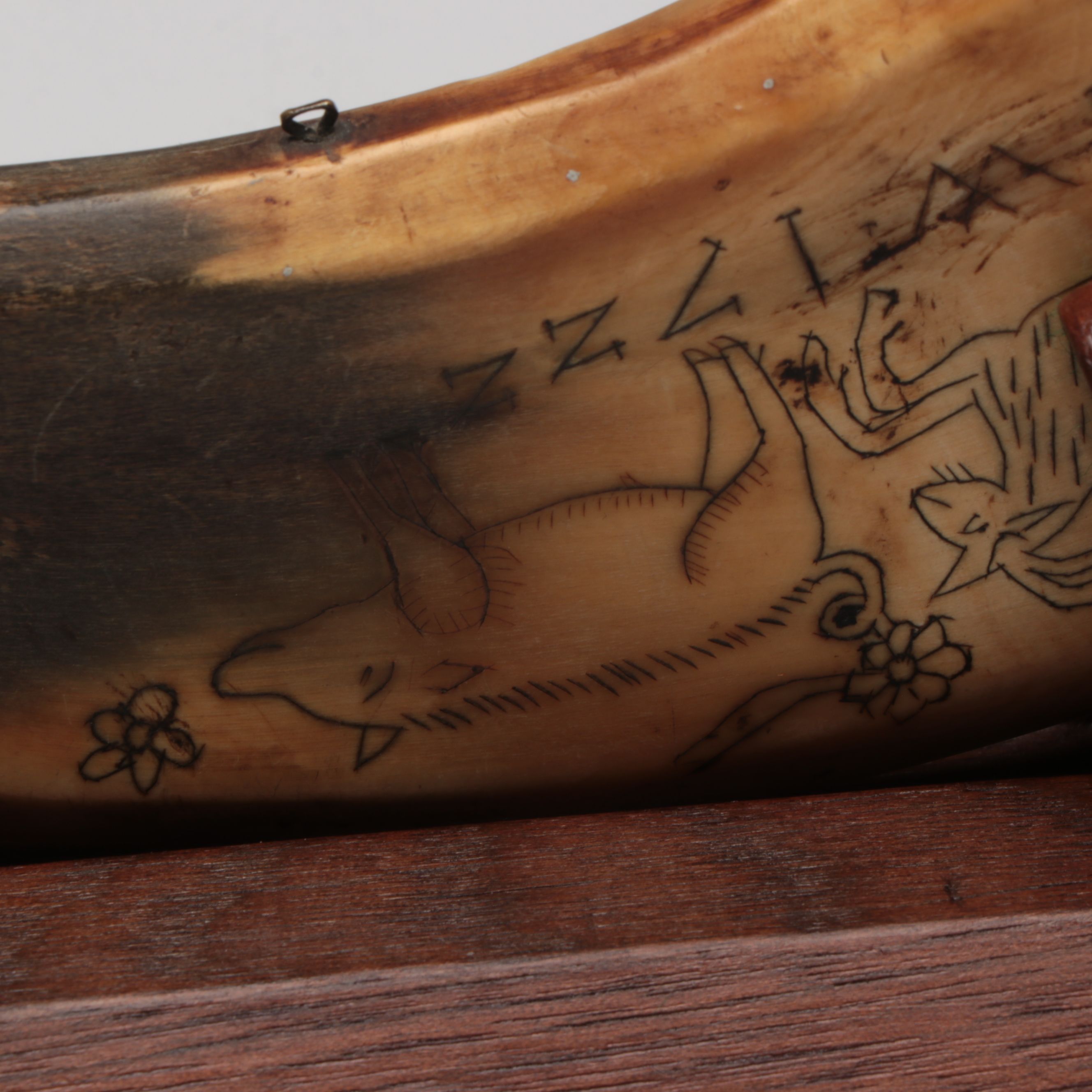Folk Art Hand-Carved Scrimshaw Powder Horn