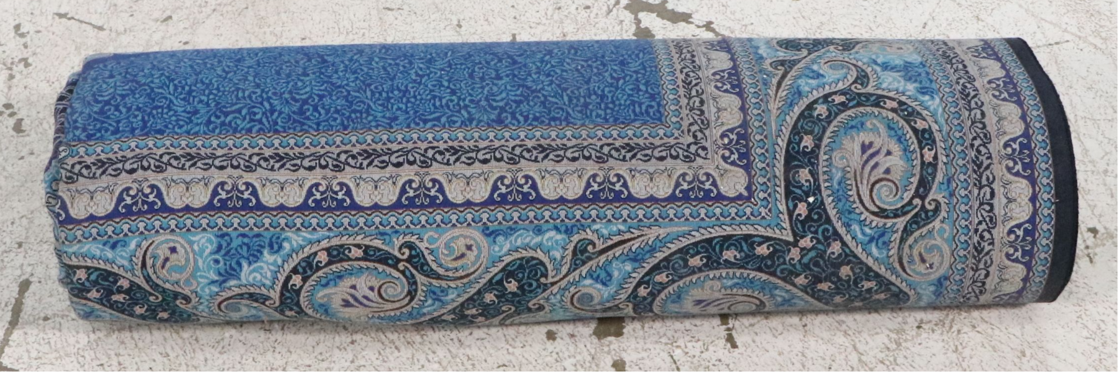 5'7 x 8'4 Machine Made Turkish Qom Style Area Rug