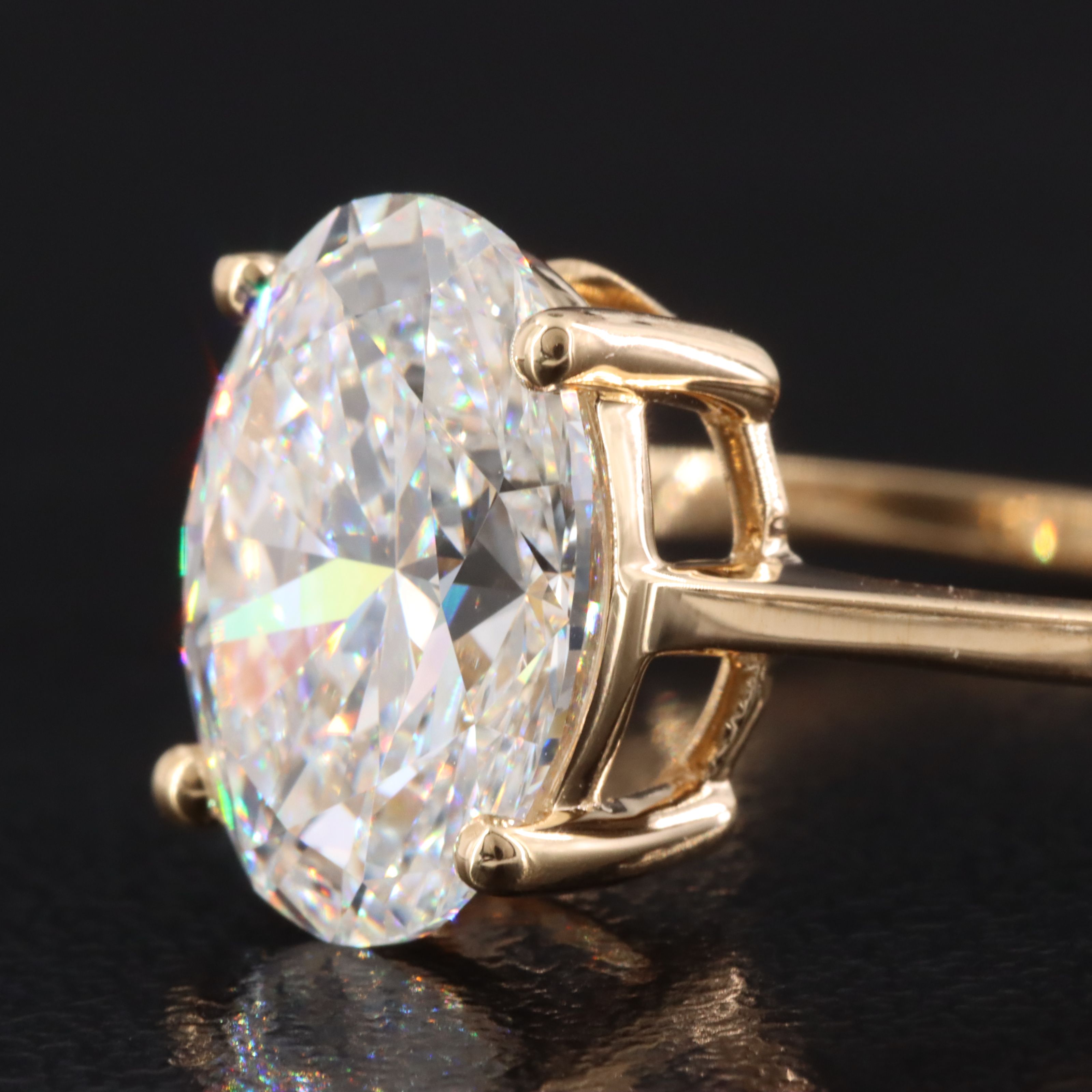 18K 4.07 CT Lab Grown Diamond Solitaire Ring with IGI Report