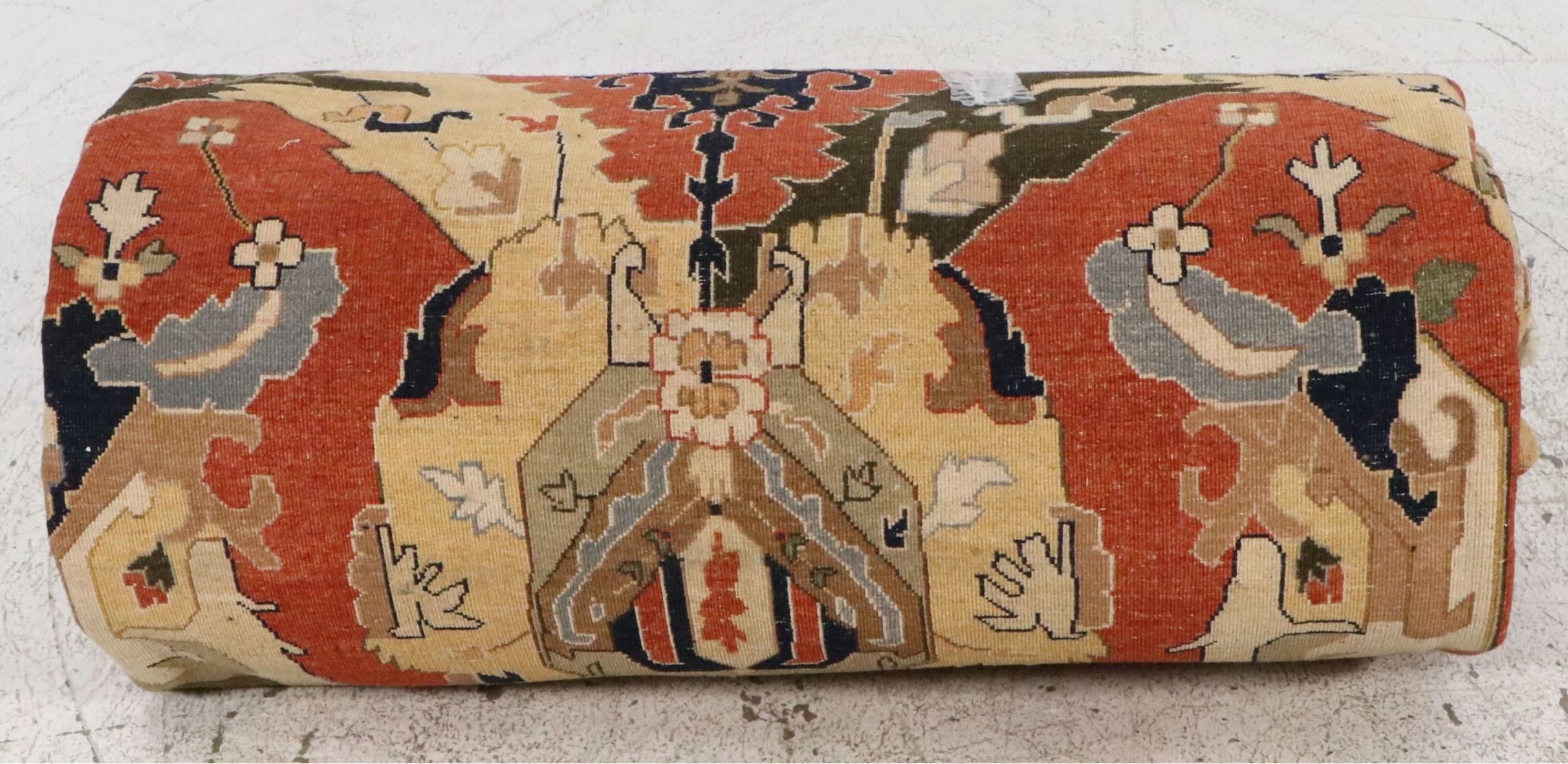 8'8 x 12'4 Hand-Knotted Persian Sarouk Style Area Rug