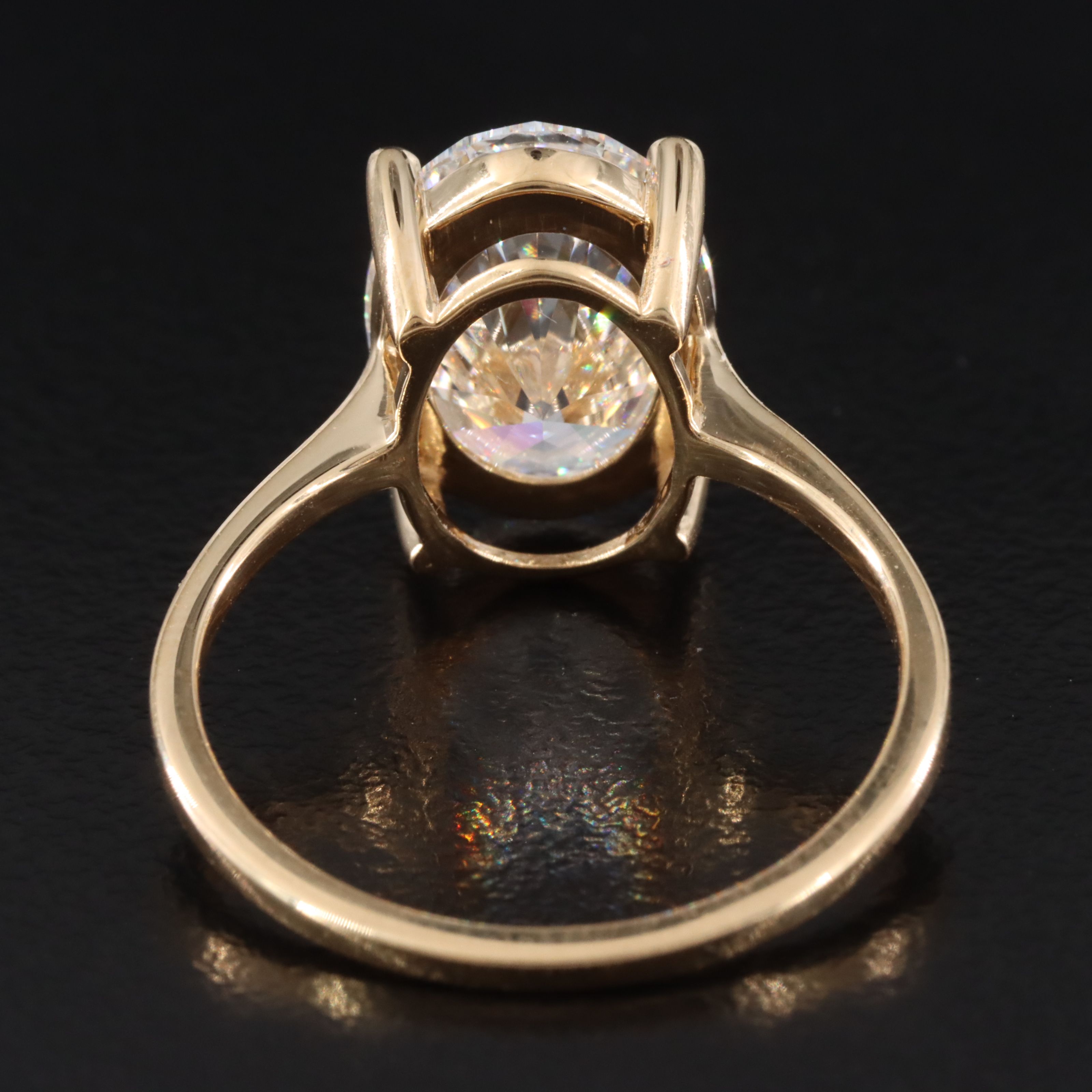 18K 4.10 CT Lab Grown Diamond Solitaire Ring with IGI Report