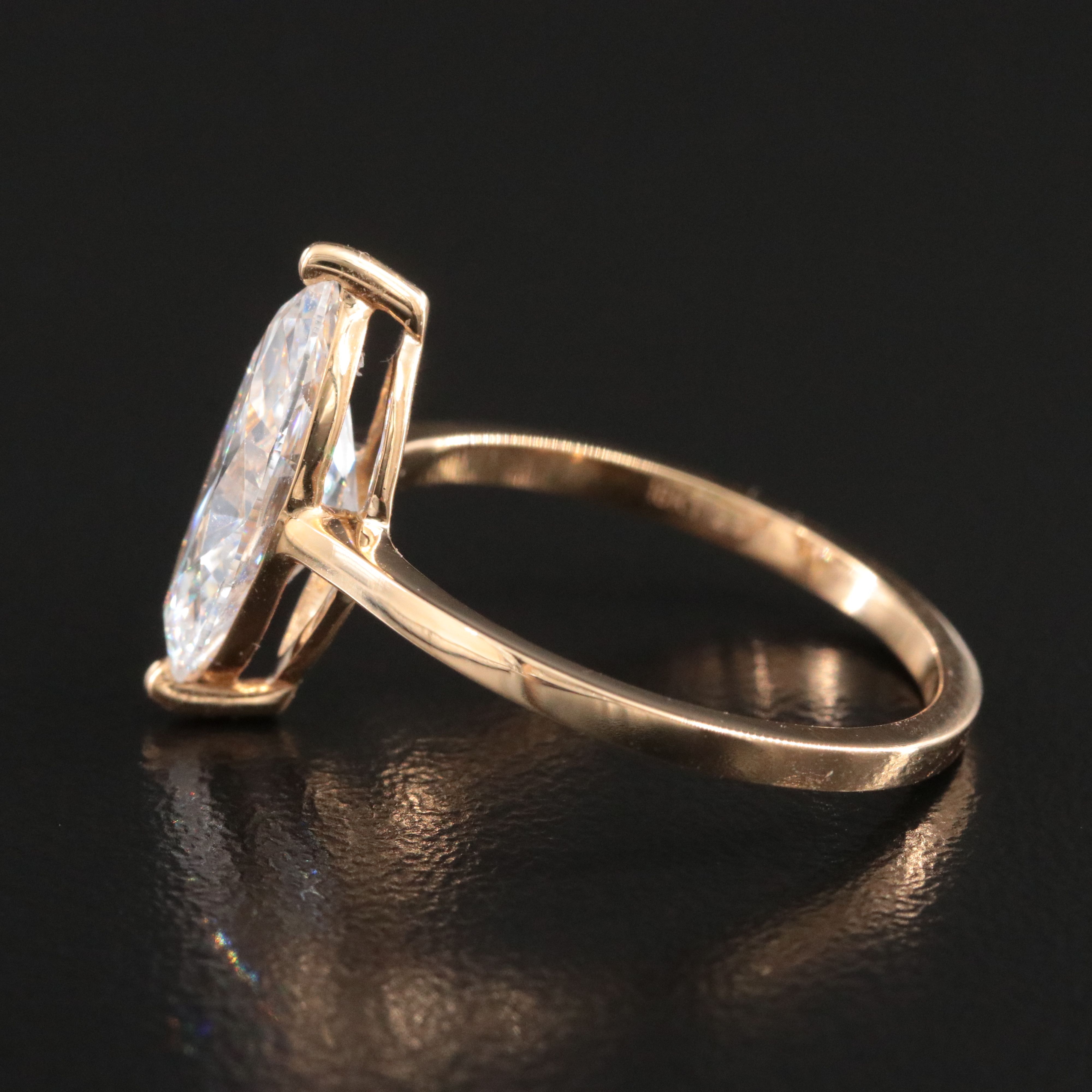 18K 2.01 CT Lab Grown Diamond Solitaire Ring with IGI Report