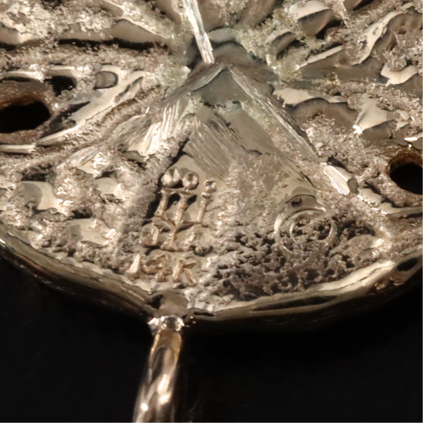 James Avery 14K Sand Dollar Pendant