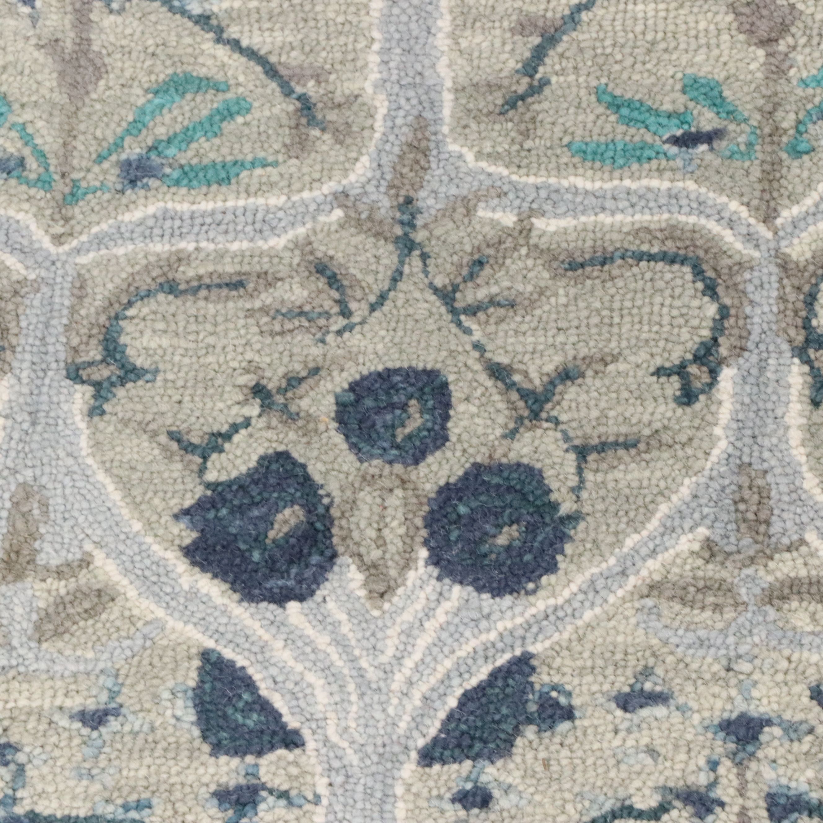 8' x 10' Hand-Tufted Tahari Home Area Rug