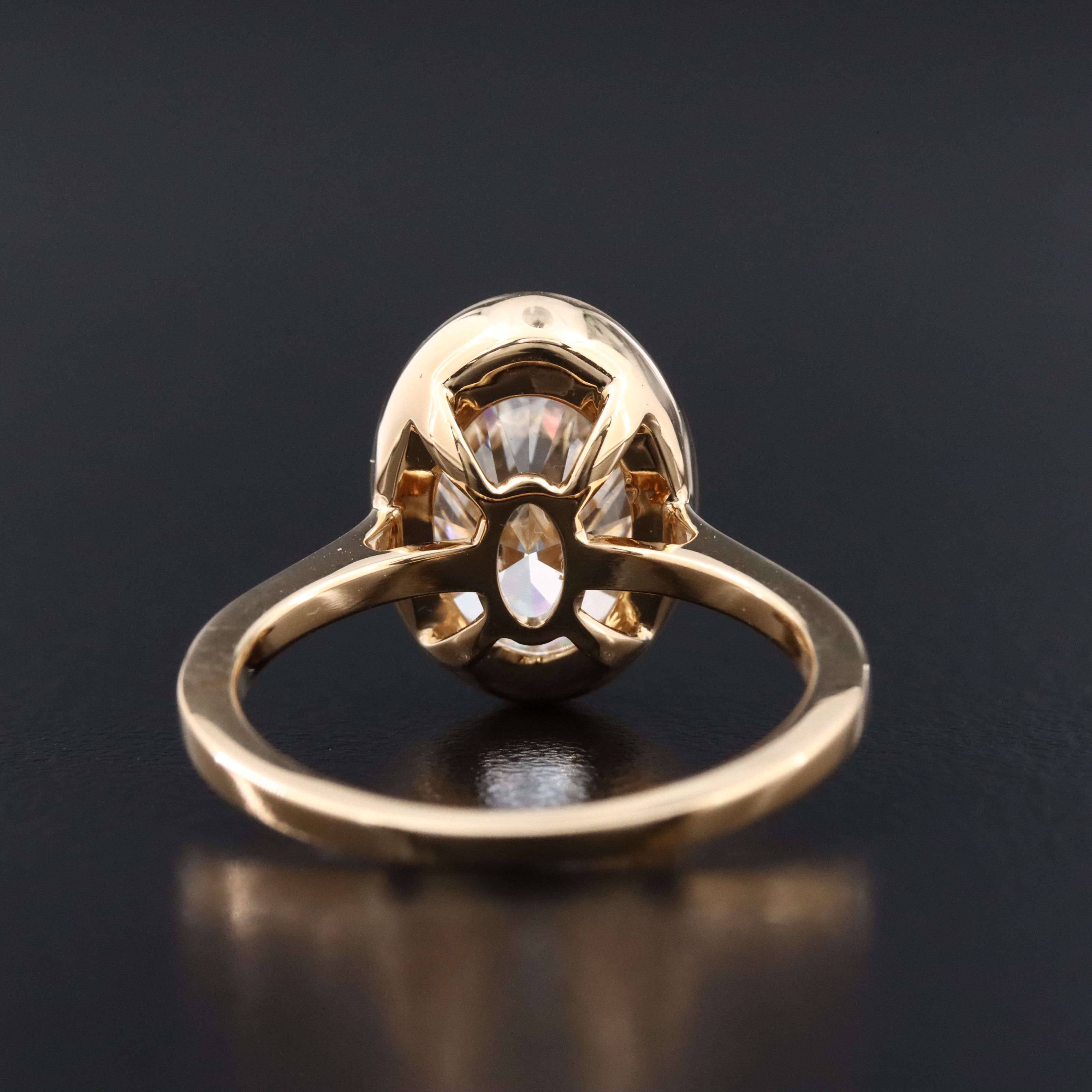 18K 4.09 CT Lab Grown Diamond Solitaire Ring with IGI Report