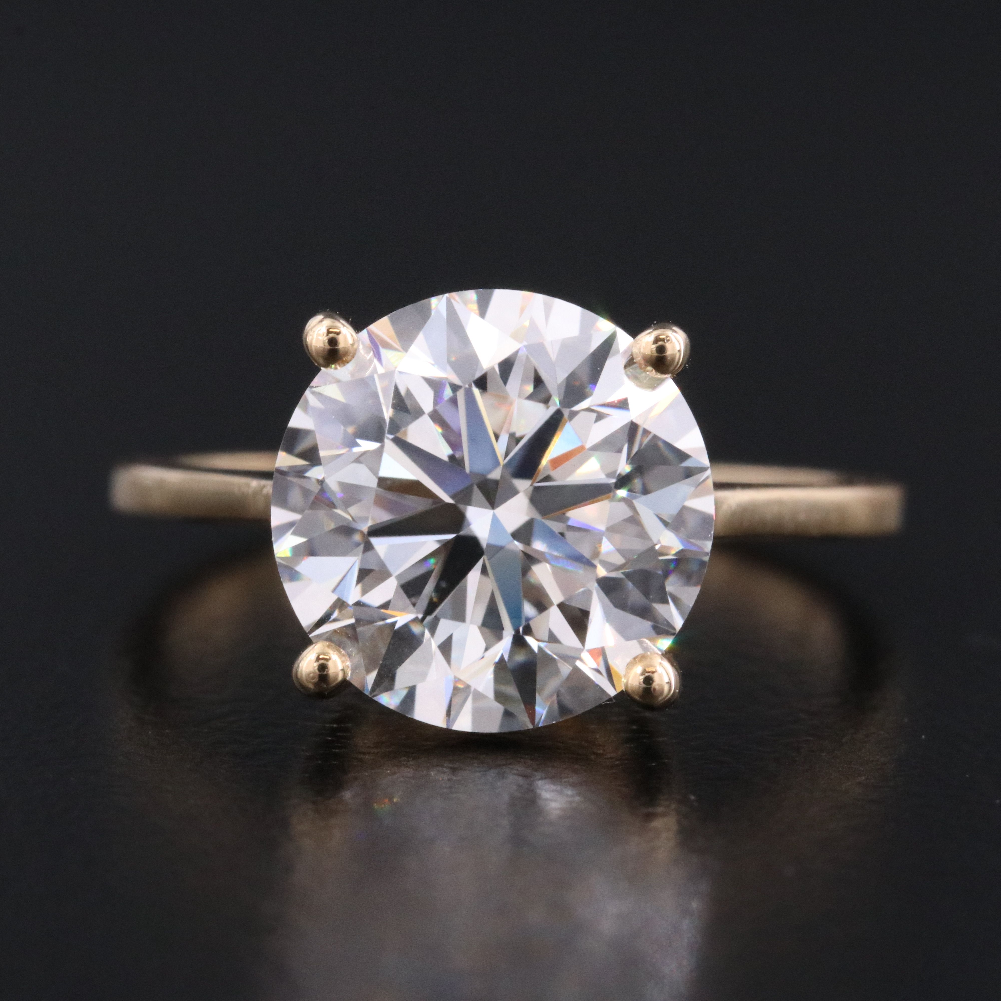 18K 4.01 CT Lab Grown Diamond Solitaire Ring with IGI Report