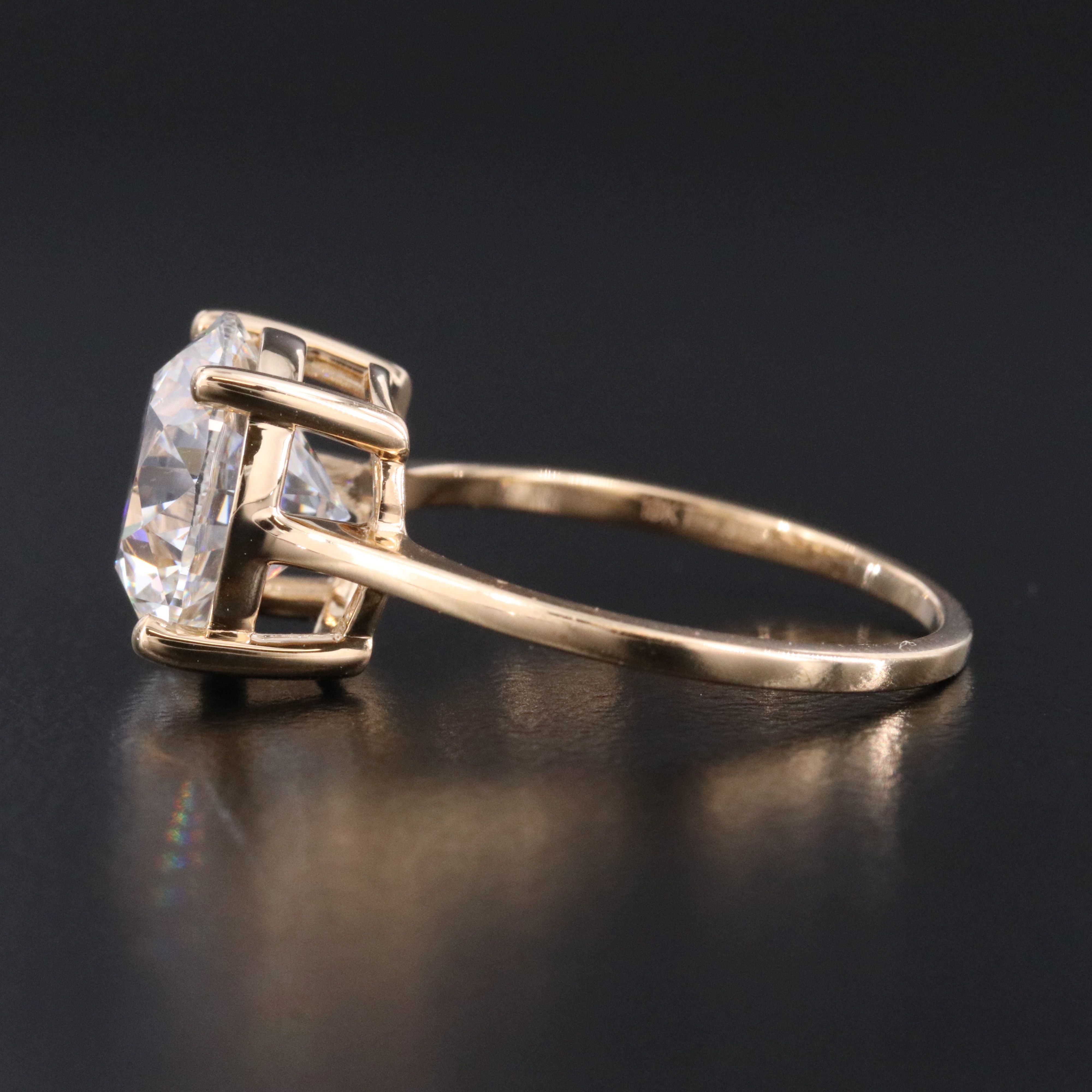 18K 4.01 CT Lab Grown Diamond Solitaire Ring with IGI Report