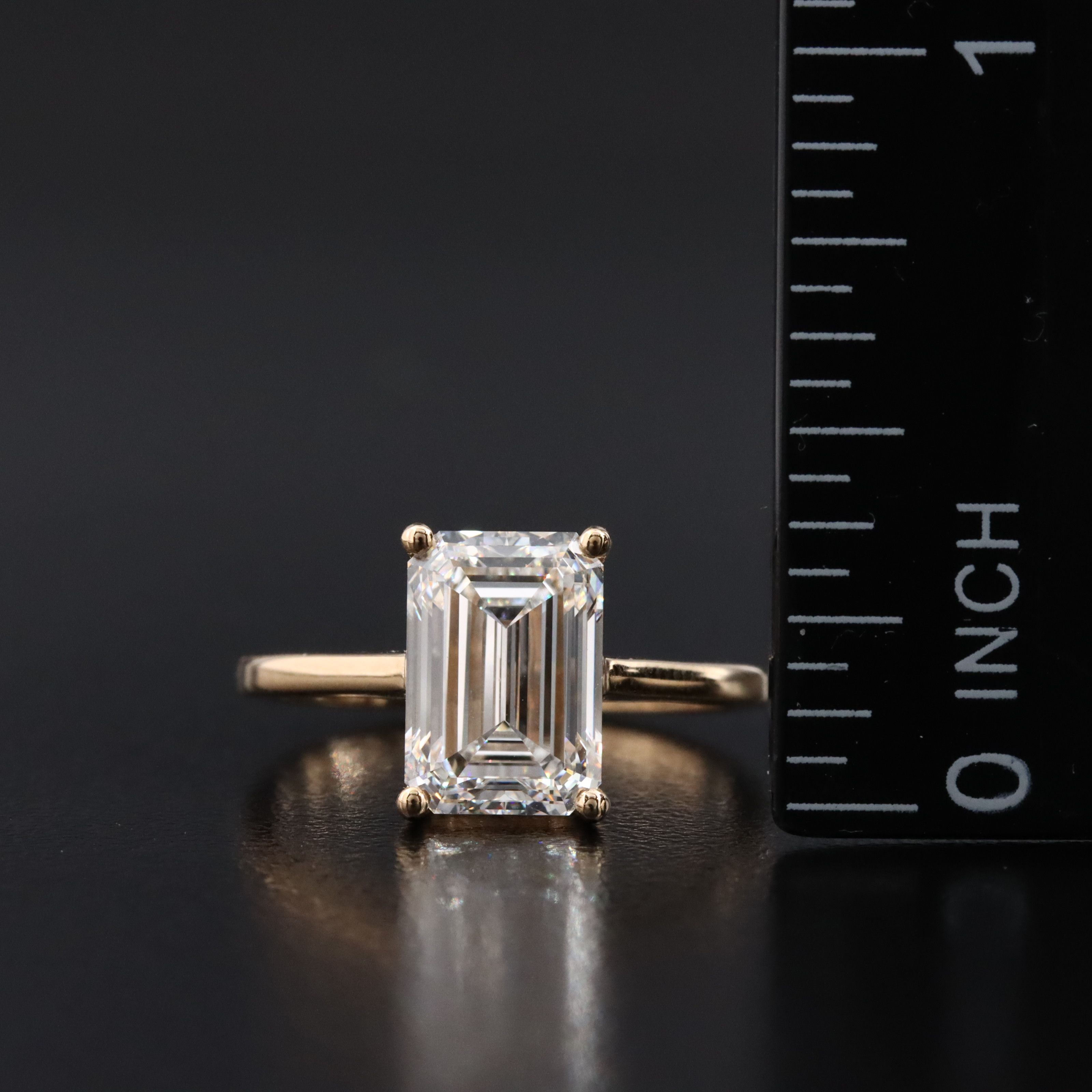 18K 3.00 CT Lab Grown Diamond Solitaire Ring with IGI Report