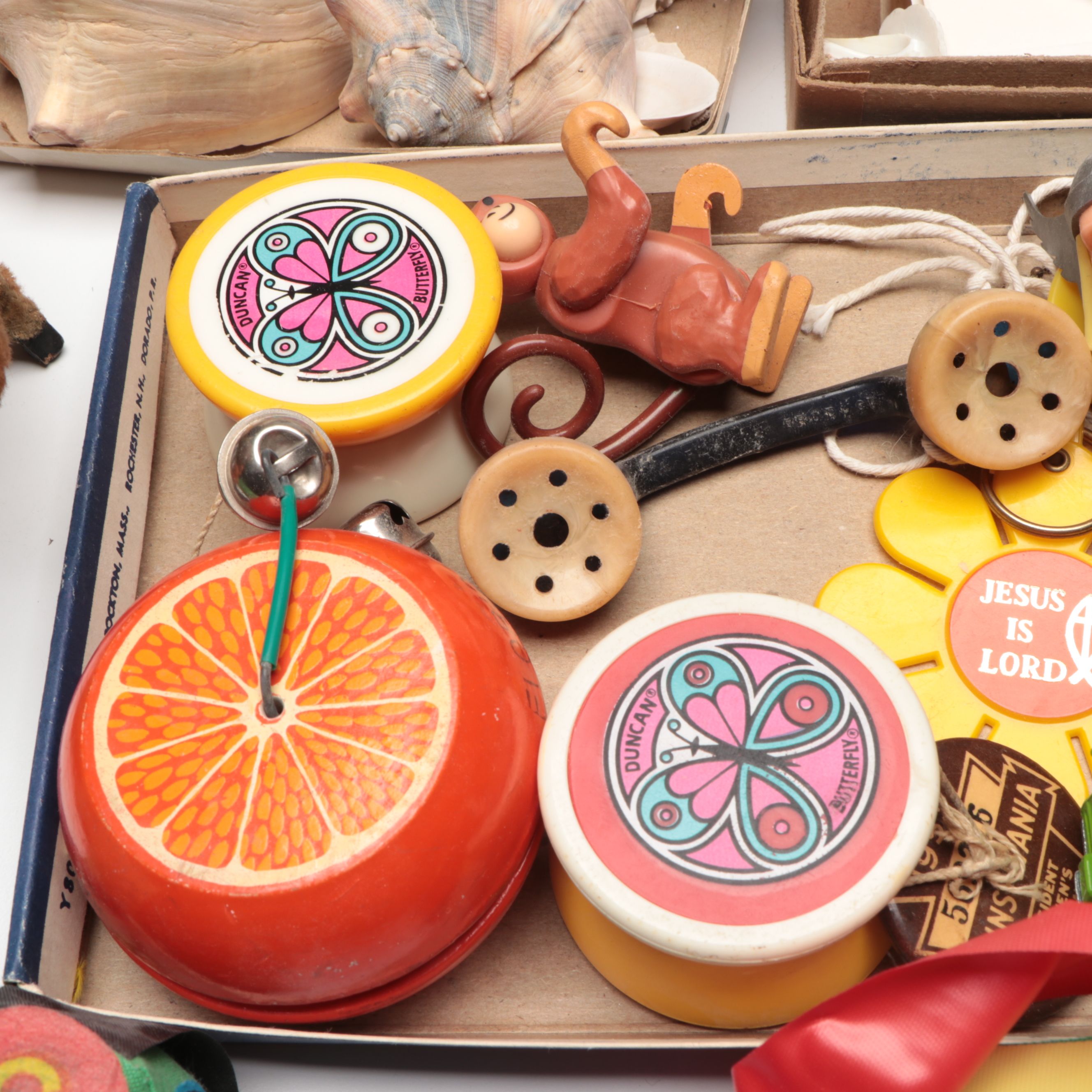 Marvel Valentine's Day Cards, Wood Yo-Yos and Other Vintage Décor