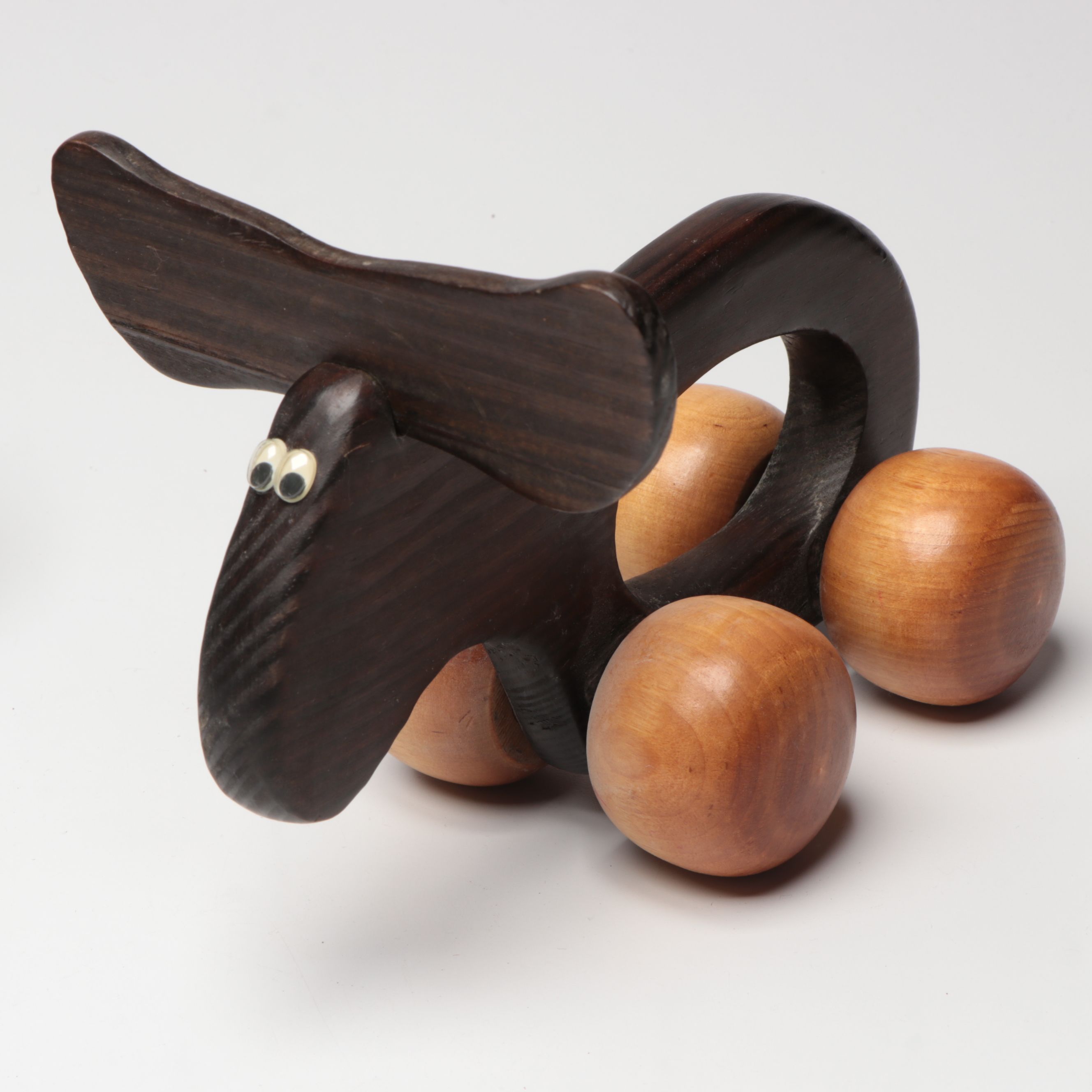 Marvel Valentine's Day Cards, Wood Yo-Yos and Other Vintage Décor