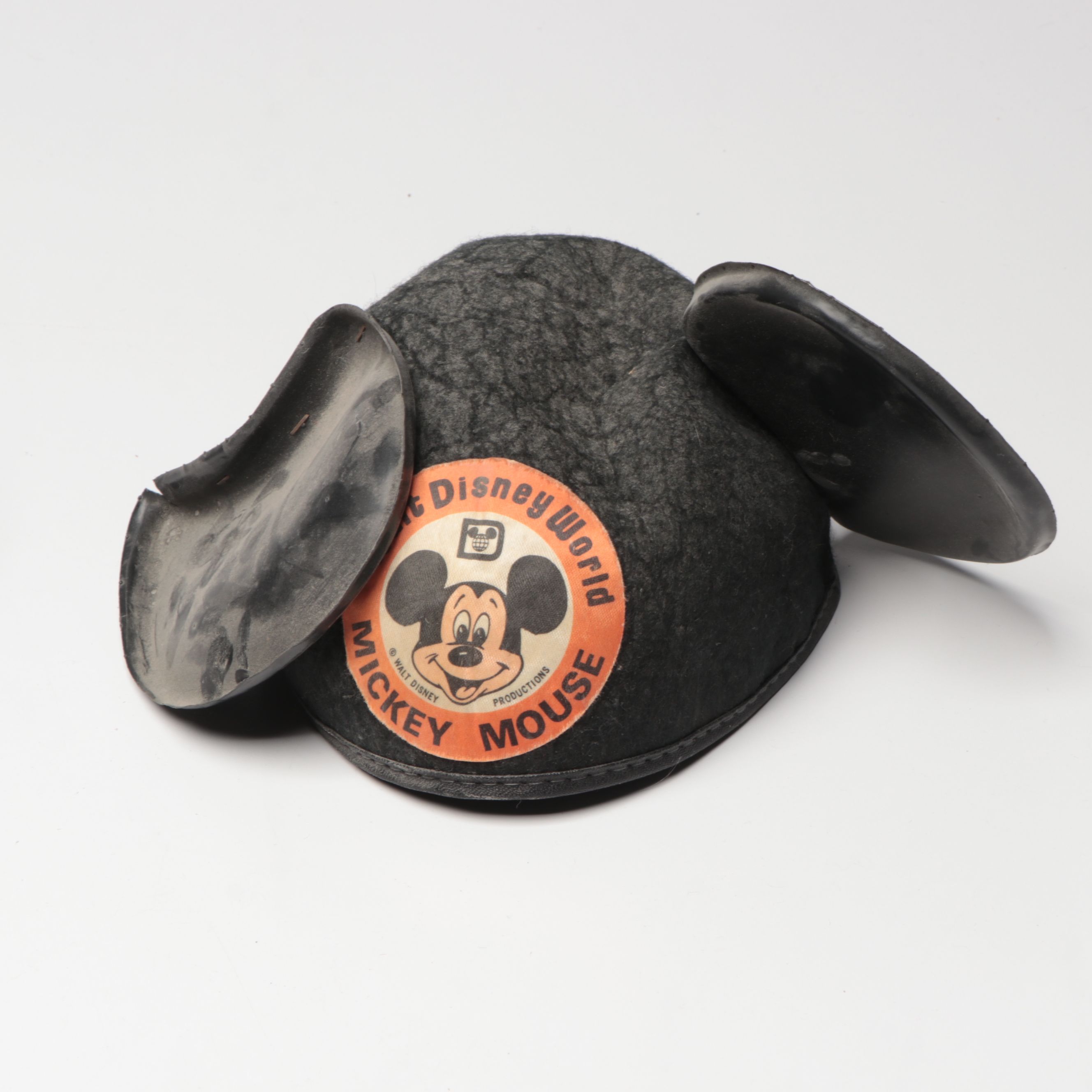 Marvel Valentine's Day Cards, Wood Yo-Yos and Other Vintage Décor