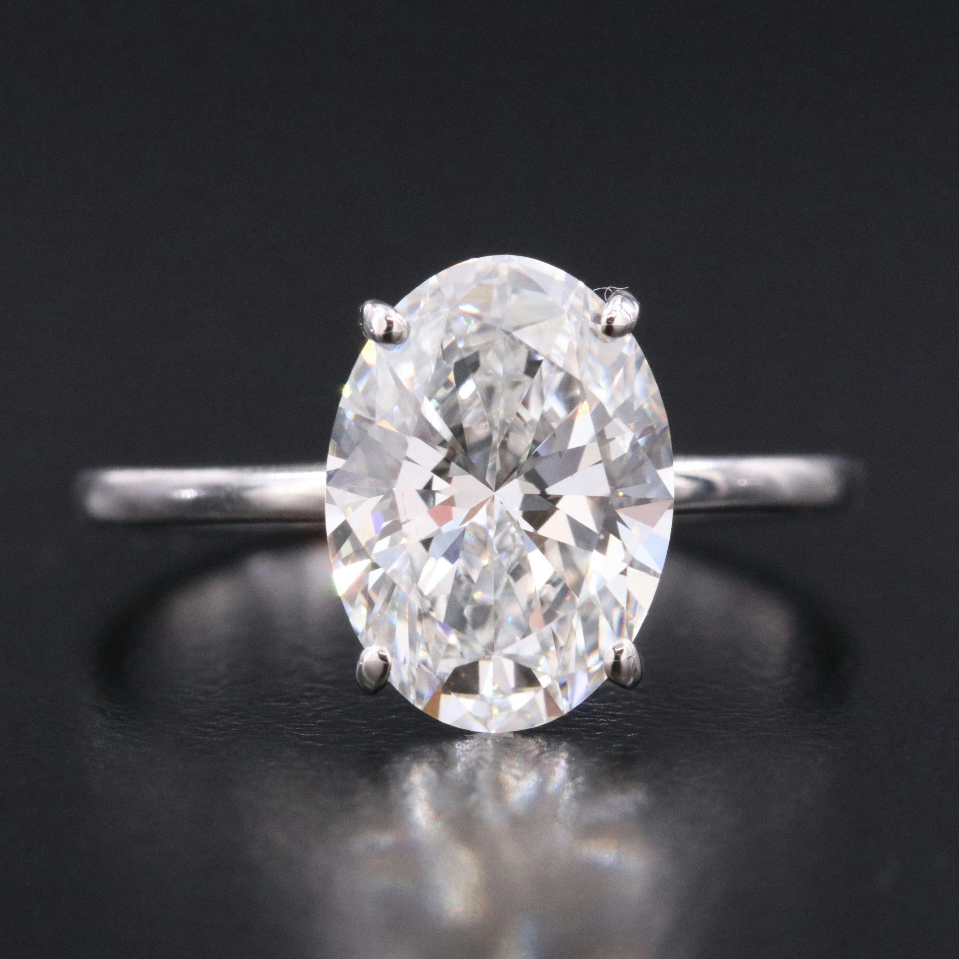 18K 3.04 CT Lab Grown Diamond Solitaire Ring with IGI Report