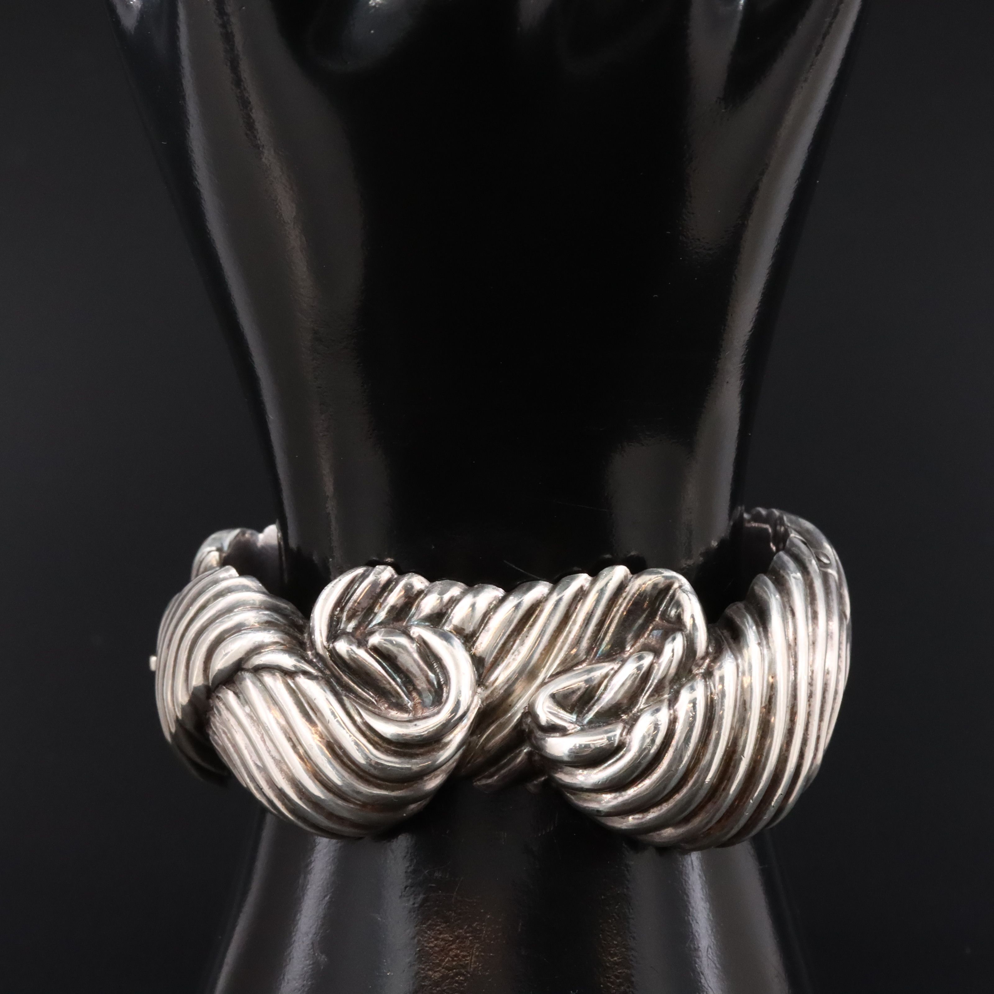 Tiffany & Co. Vintage Sterling Fluted Ribbon Bracelet