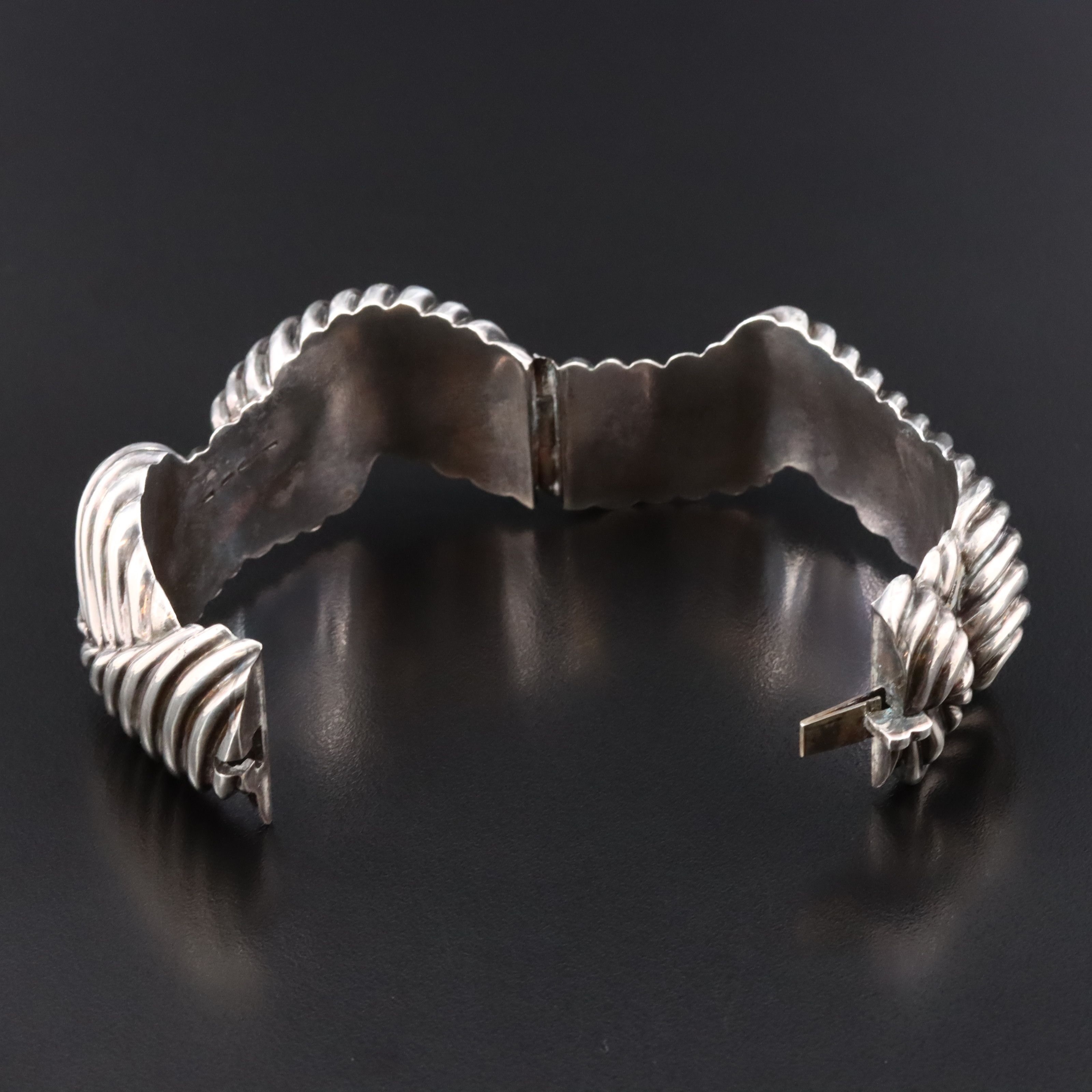 Tiffany & Co. Vintage Sterling Fluted Ribbon Bracelet