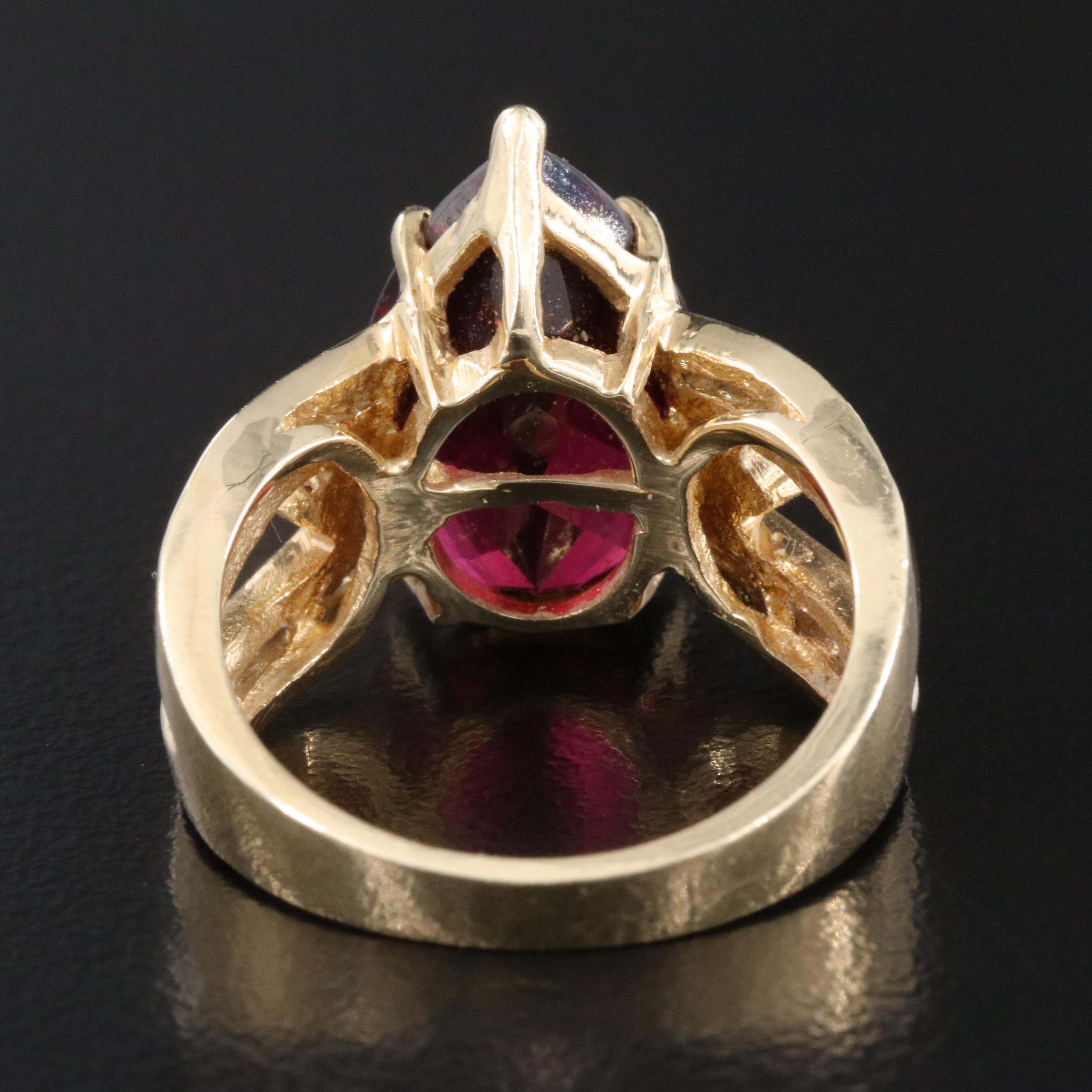 14K 11.32 CT Garnet and Diamond Ring