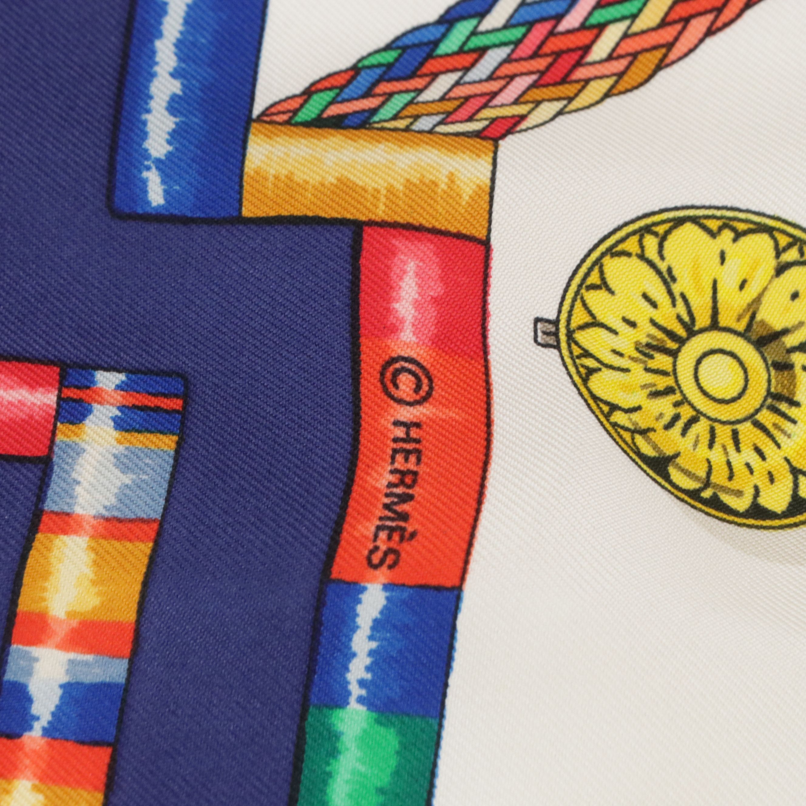 Hermès "Petite Main" Scarf 90 in Silk Twill