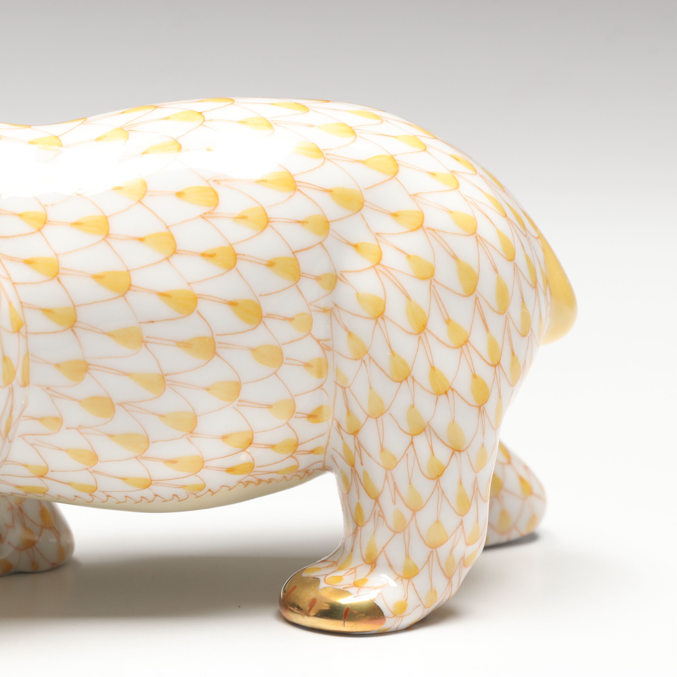 Herend Butterscotch Fishnet with Gold "Polar Bear" Porcelain Figurine