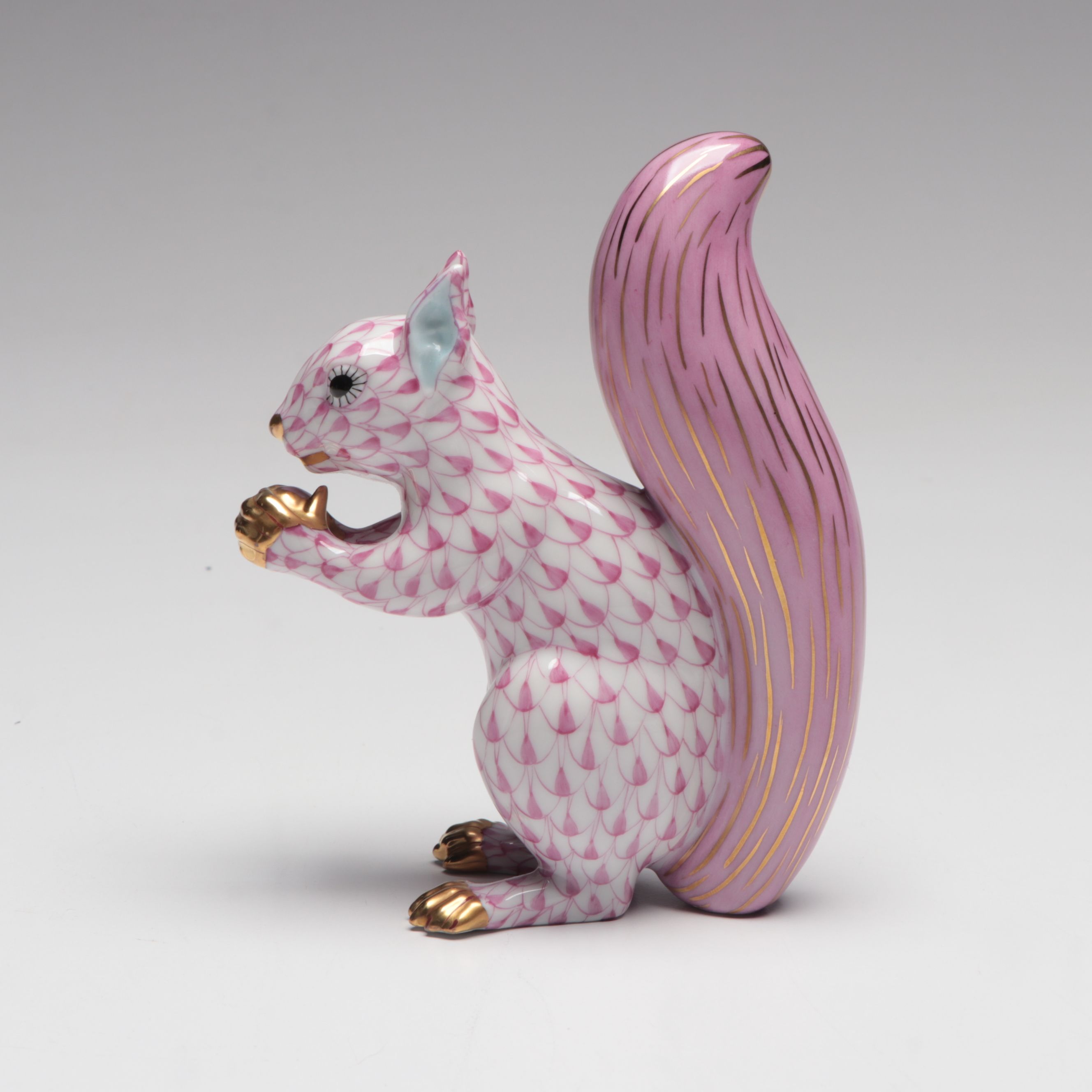 Herend Raspberry Fishnet with Gold "Squirrel" Porcelain Figurine