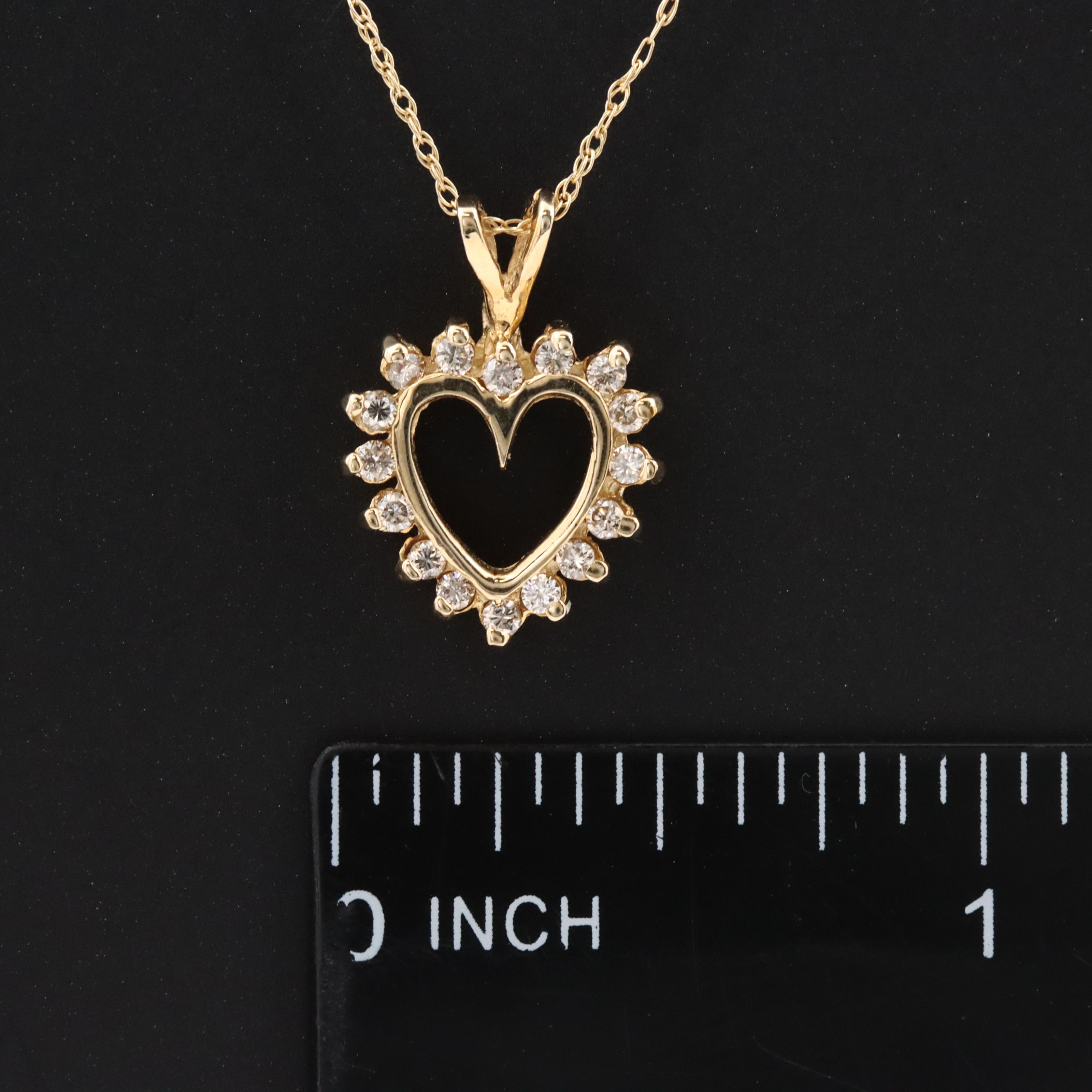10K 0.24 CTW Diamond Heart Pendant Necklace
