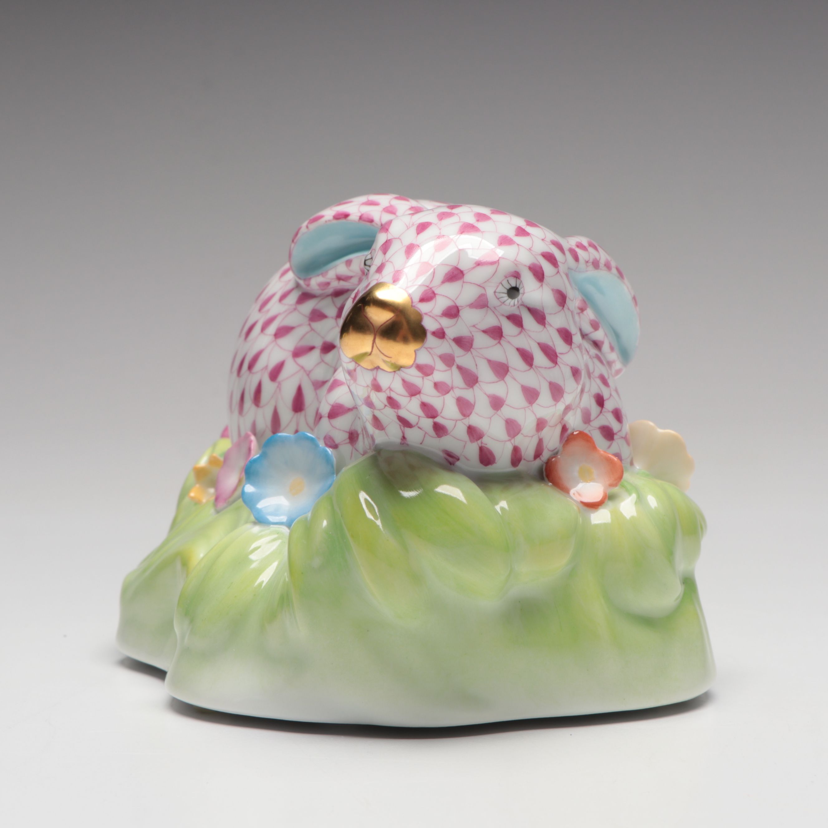 Herend Raspberry Fishnet with Gold “Rabbit on Grass” Porcelain Figurine