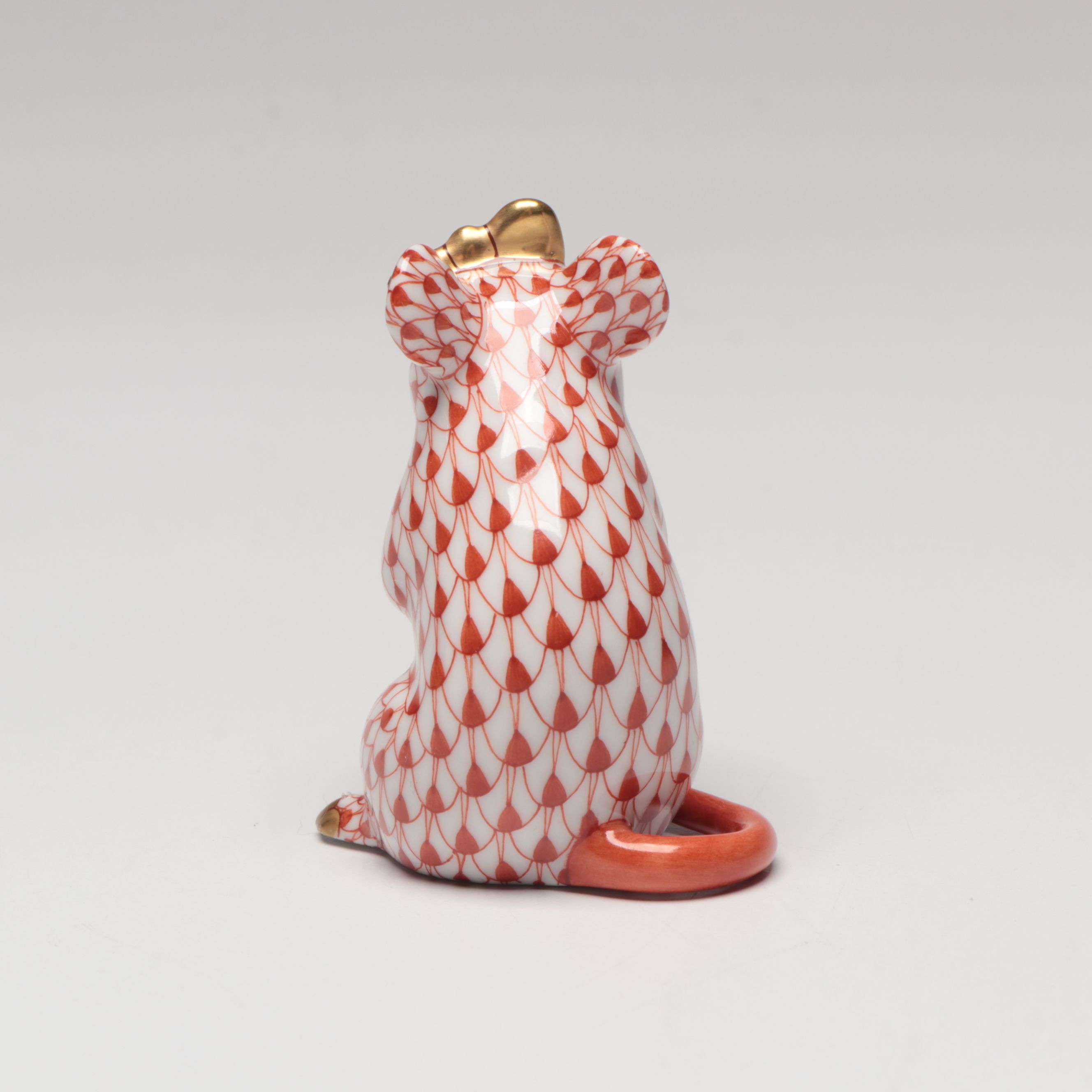 Herend Rust Fishnet with Gold “Mouse with Bow” Porcelain Figurine