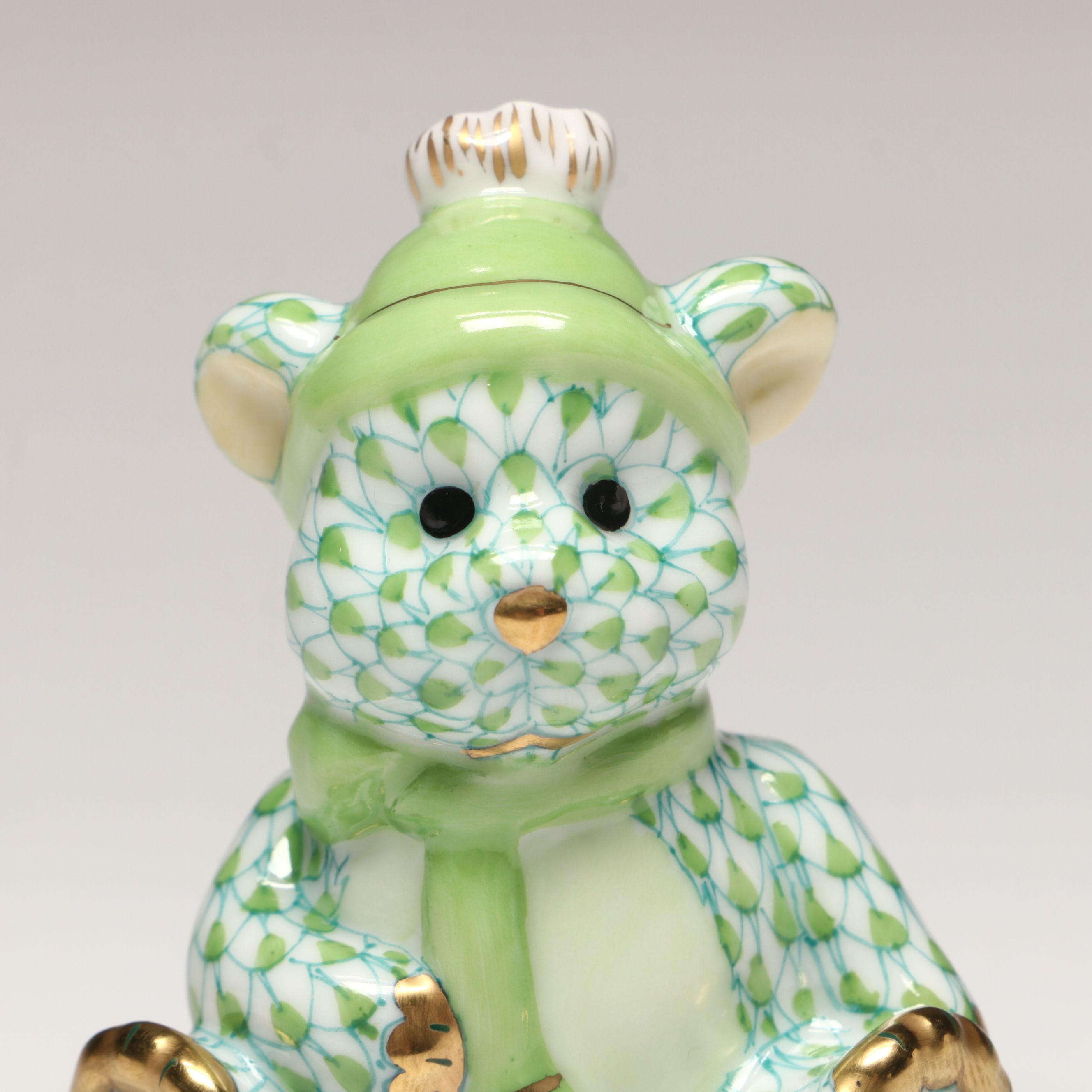 Herend Key Lime Fishnet with Gold "Winter Bear" Porcelain Figurine