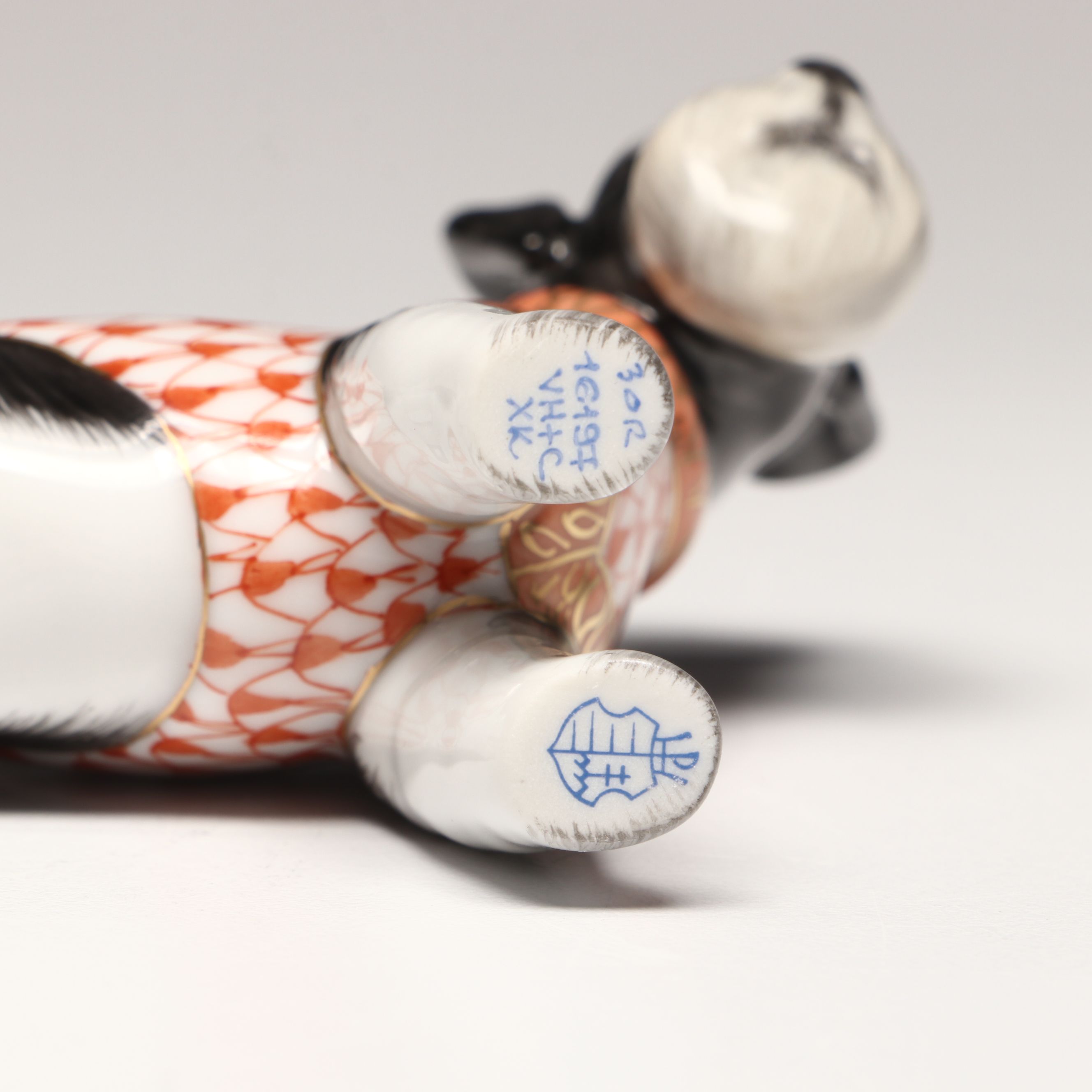 Herend Rust Fishnet with Gold “Schnauzer” Porcelain Figurine