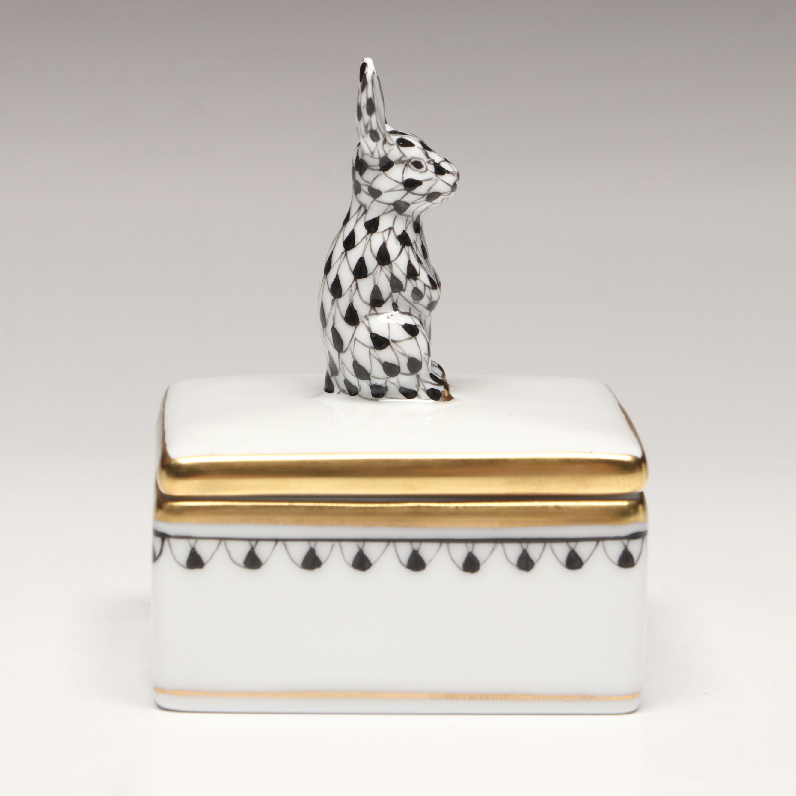 Herend Black Fishnet with Gold Porcelain "Bunny Box"