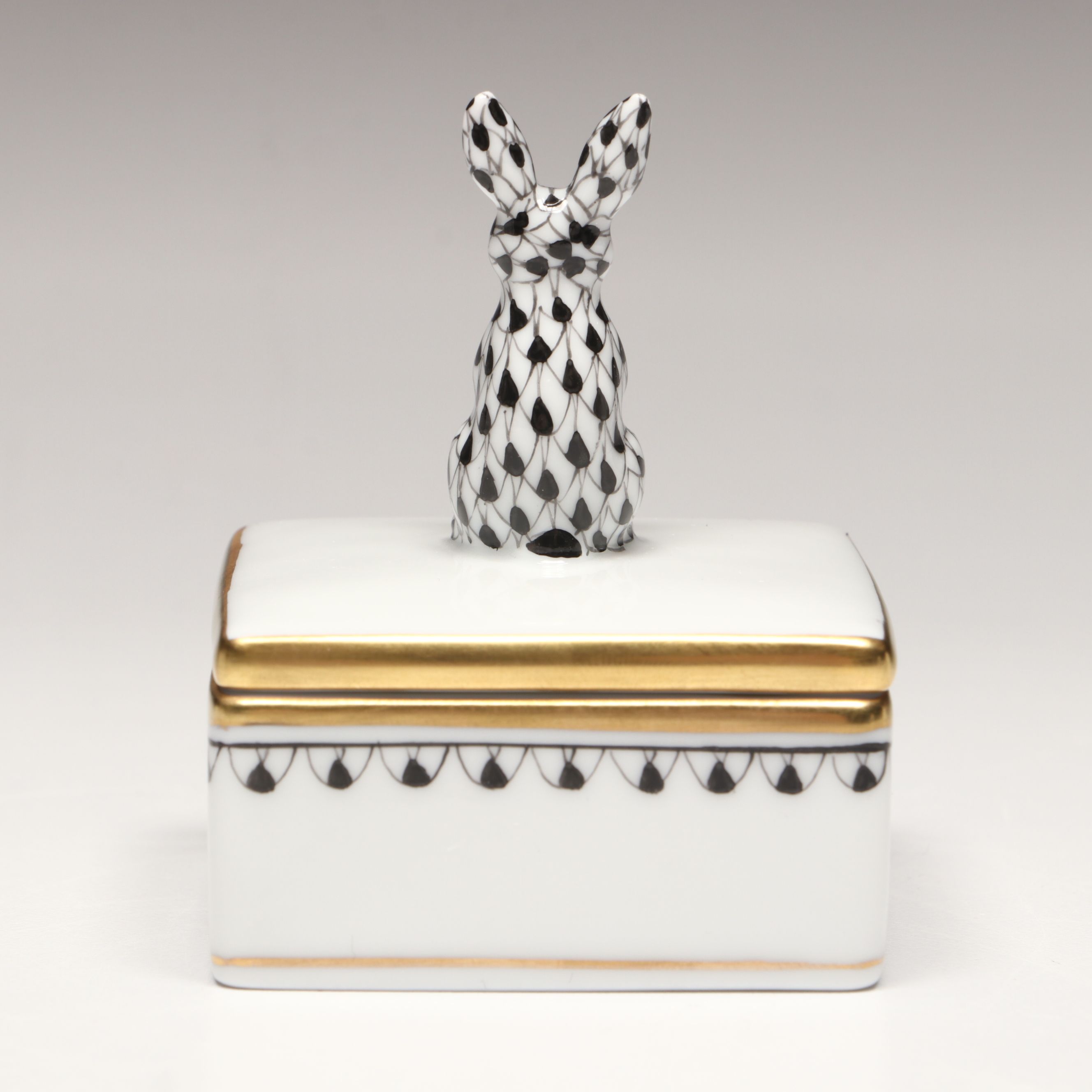 Herend Black Fishnet with Gold Porcelain "Bunny Box"