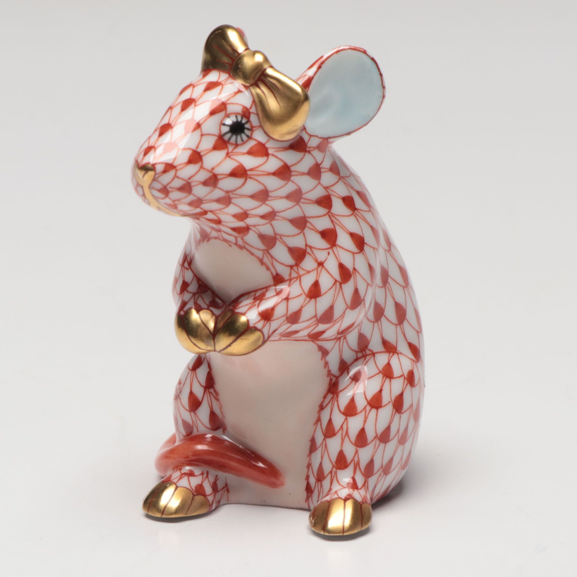 Herend Rust Fishnet with Gold “Mouse with Bow” Porcelain Figurine