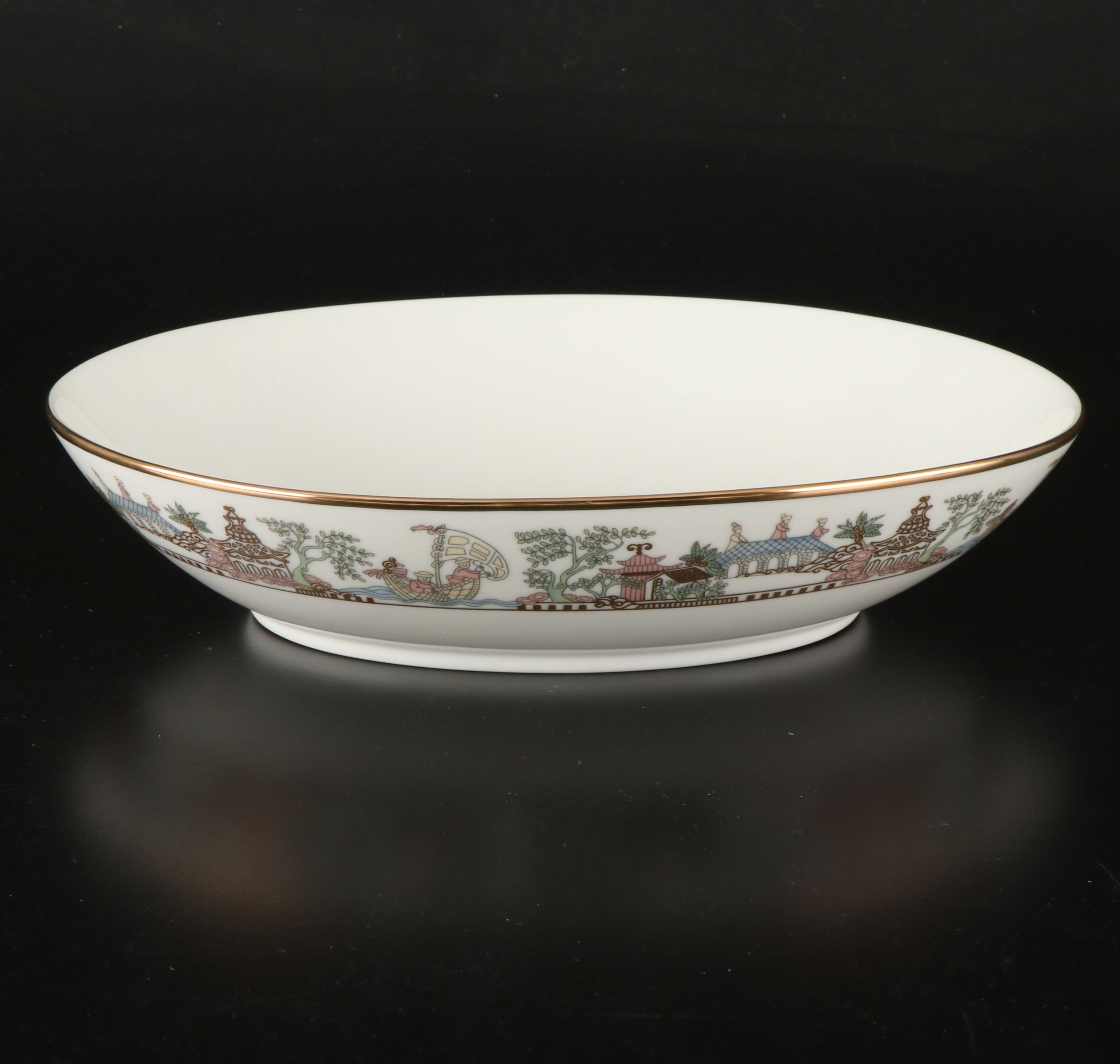 Gorham "East Wind" Gold Trim Porcelain Dinnerware and Serving Pieces, 1992-1994