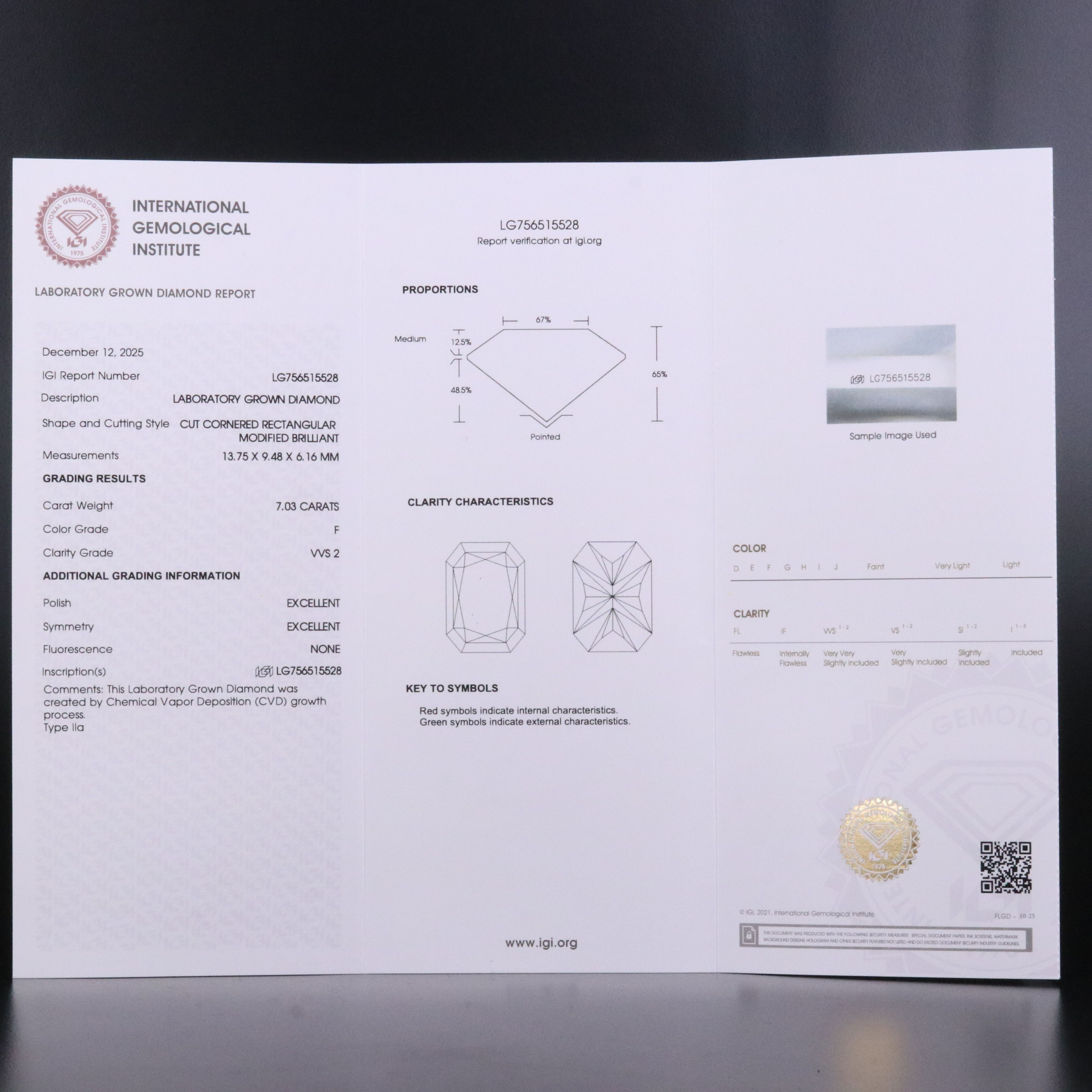 18K 7.03 CT Lab Grown Diamond Solitaire Ring with IGI Report