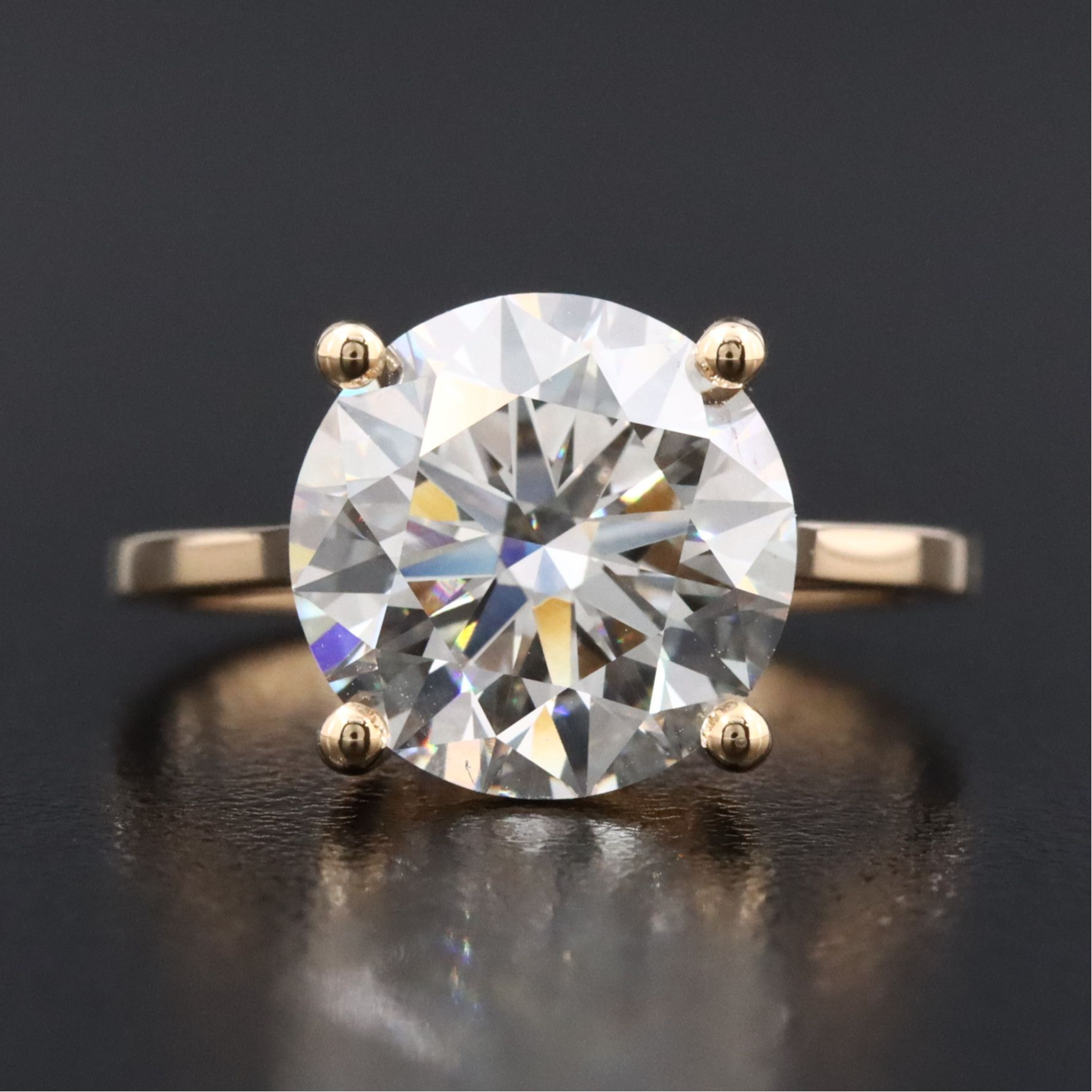 18K 4.58 CT Lab Grown Diamond Solitiare Ring with IGI Report