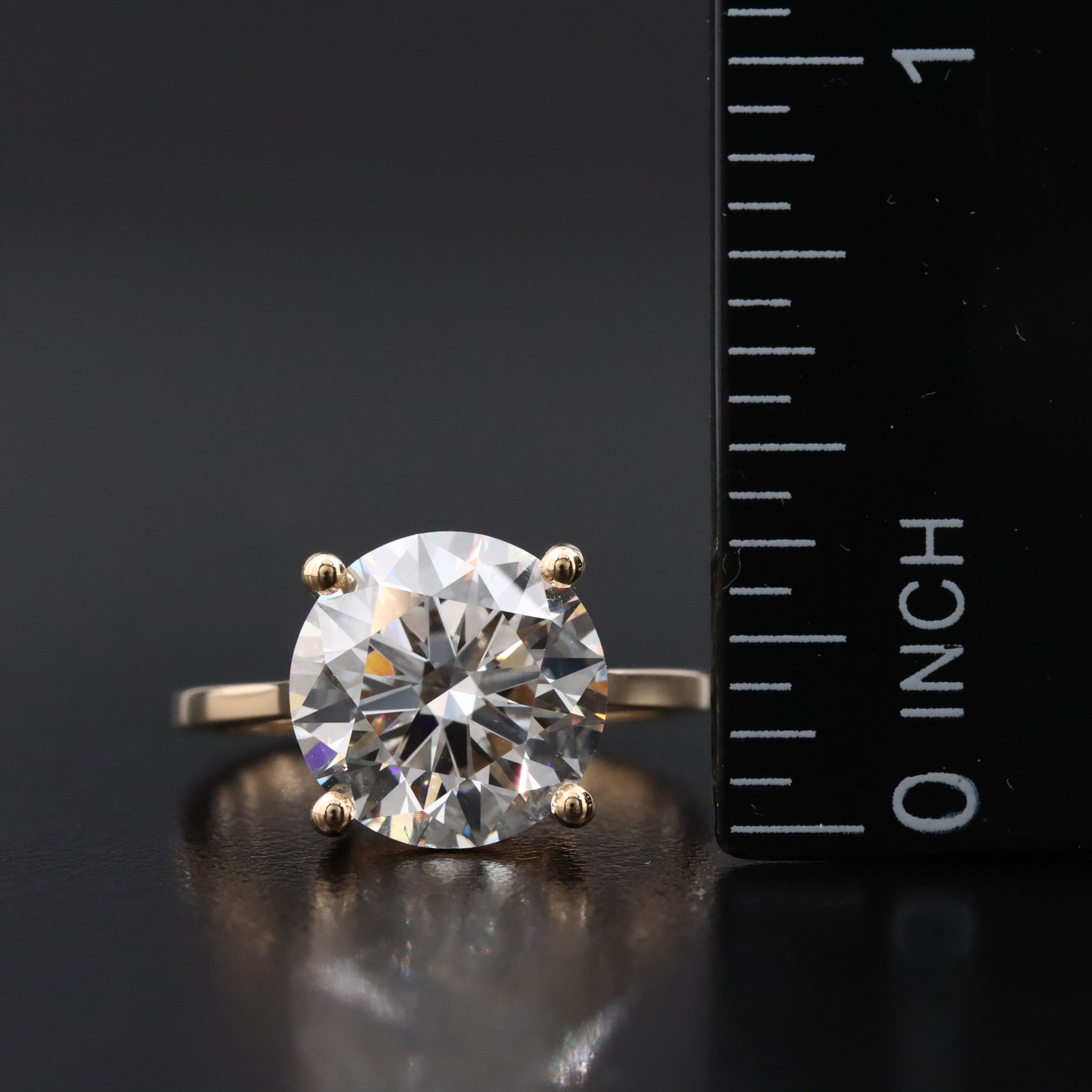 18K 4.58 CT Lab Grown Diamond Solitiare Ring with IGI Report